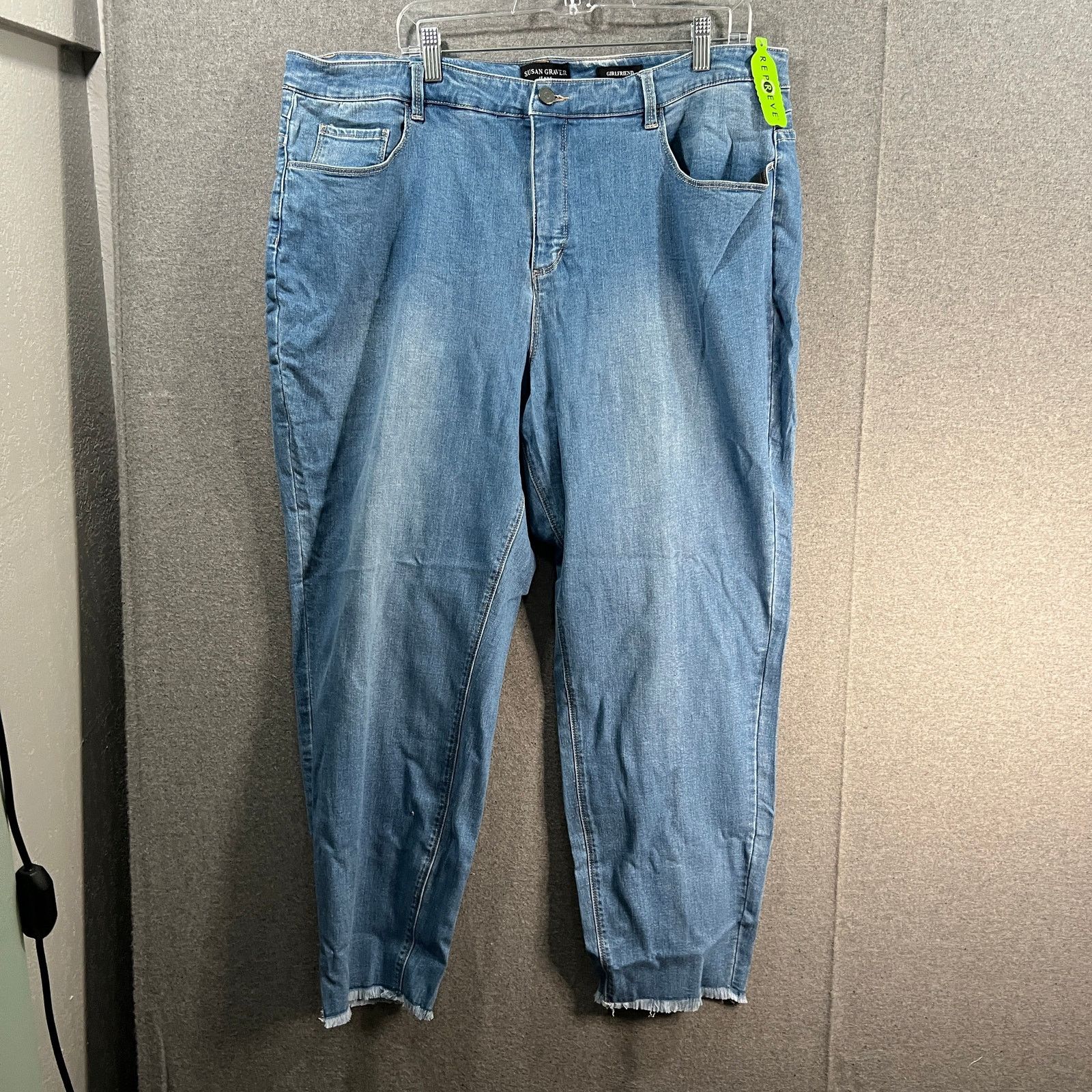 Other Susan Graver Regular Straight Ankle Jean with Fraved Size 40" / US 18 - 1 Thumbnail