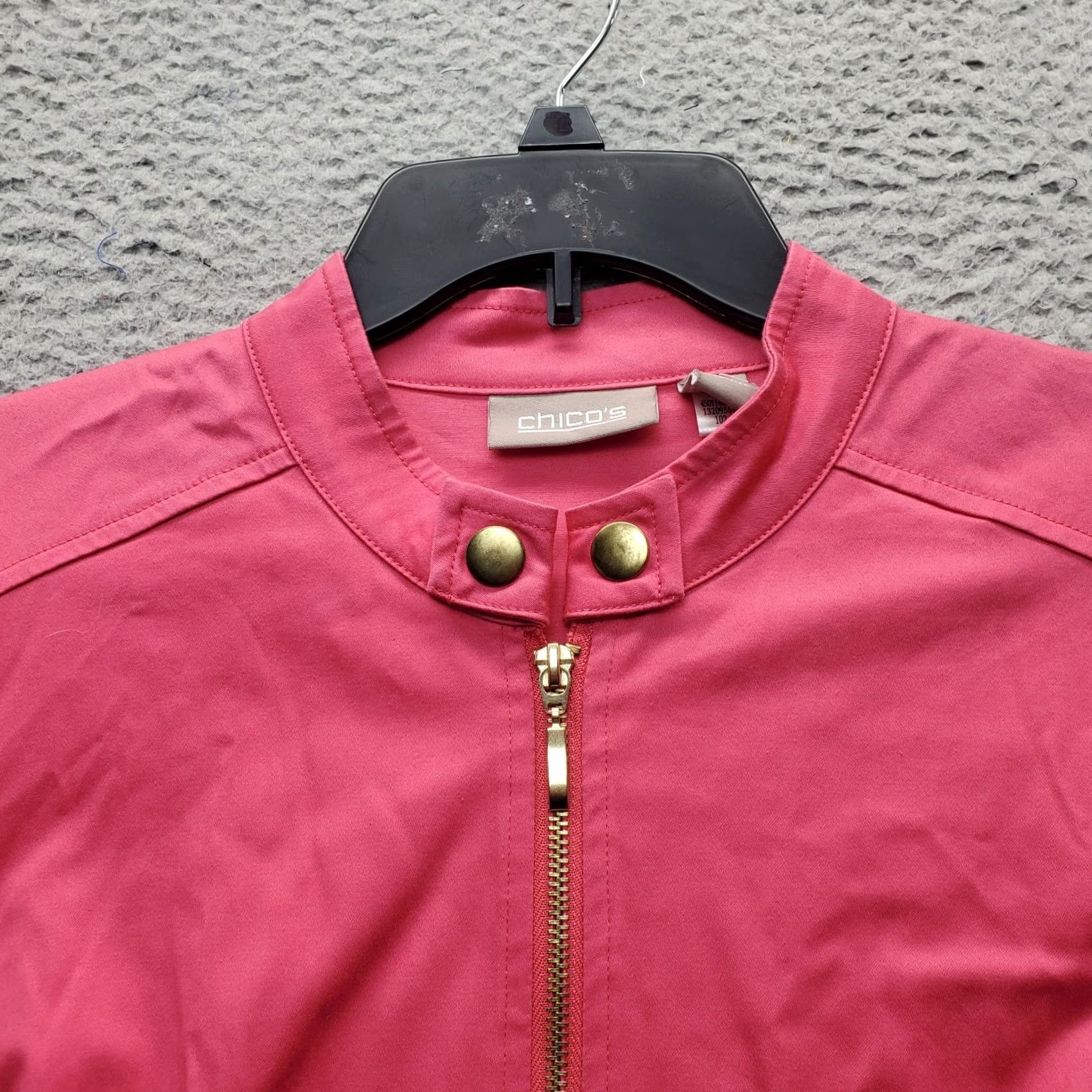 Vintage Chico's Moto Jacket Womens 2 Pink Stretch Jetted Pockets Band Collar Gold Zip Up Jacket Size XS / US 0-2 / IT 36-38 - 7 Thumbnail