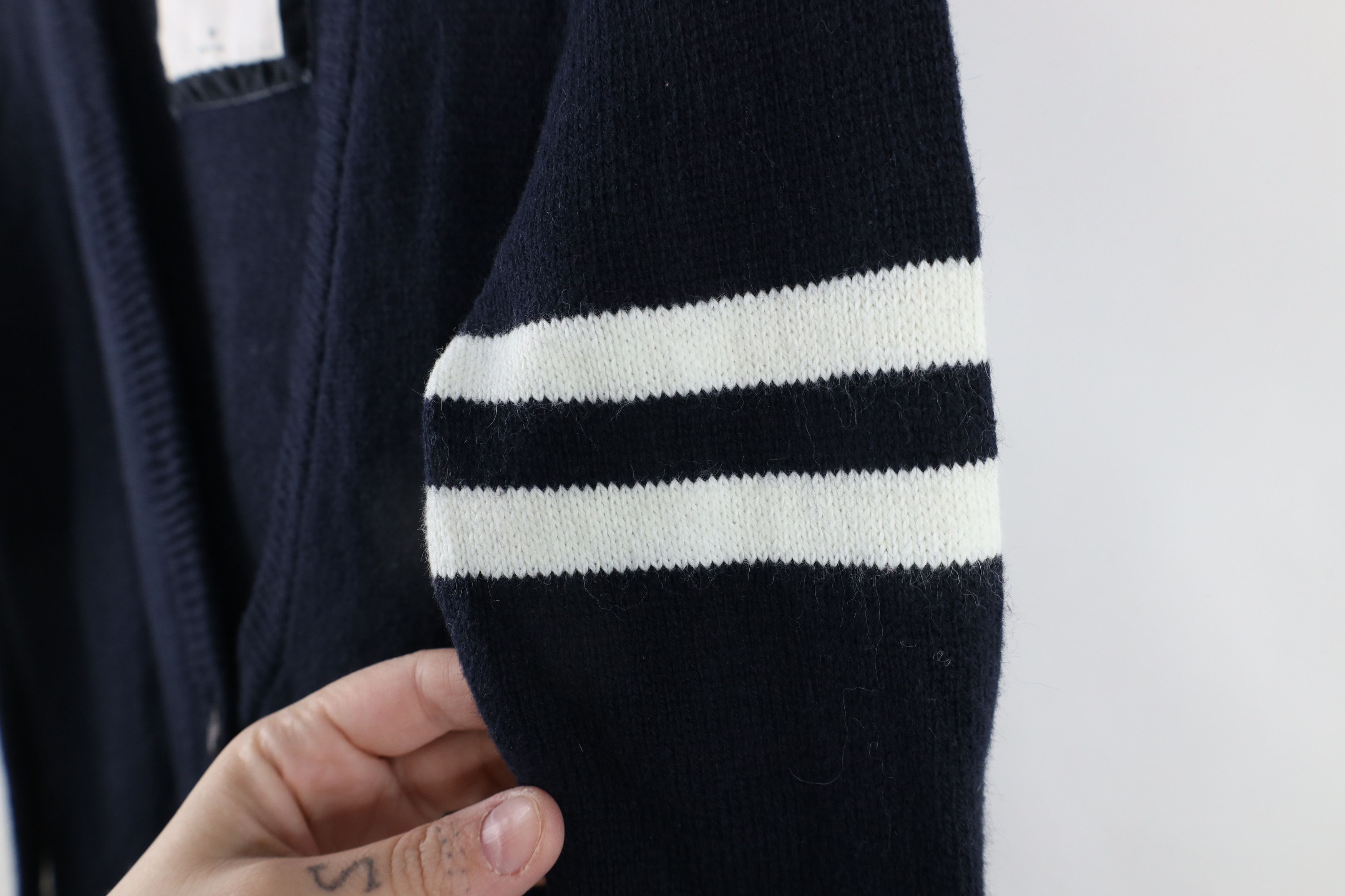 Abercrombie & Fitch × Vintage Vintage Abercrombie & Fitch Letterman Cardigan Sweater Size M / US 6-8 / IT 42-44 - 7 Thumbnail