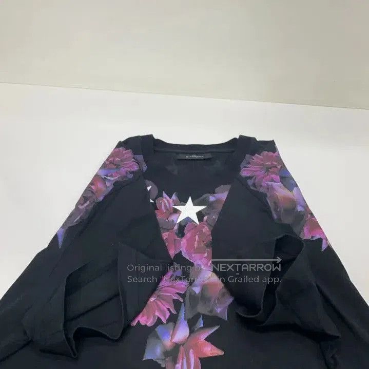 Givenchy Givenchy Floral Star Print Short Sleeve T-Shirt. Size US XL / EU 56 / 4 - 7 Thumbnail