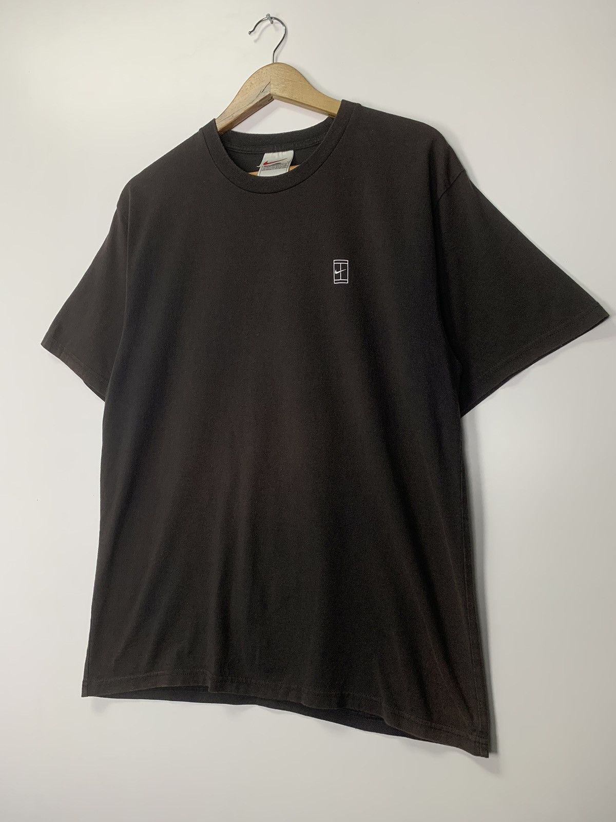 Nike × Vintage Vintage 90s Nike Court T-shirt Size US M / EU 48-50 / 2 - 8 Thumbnail