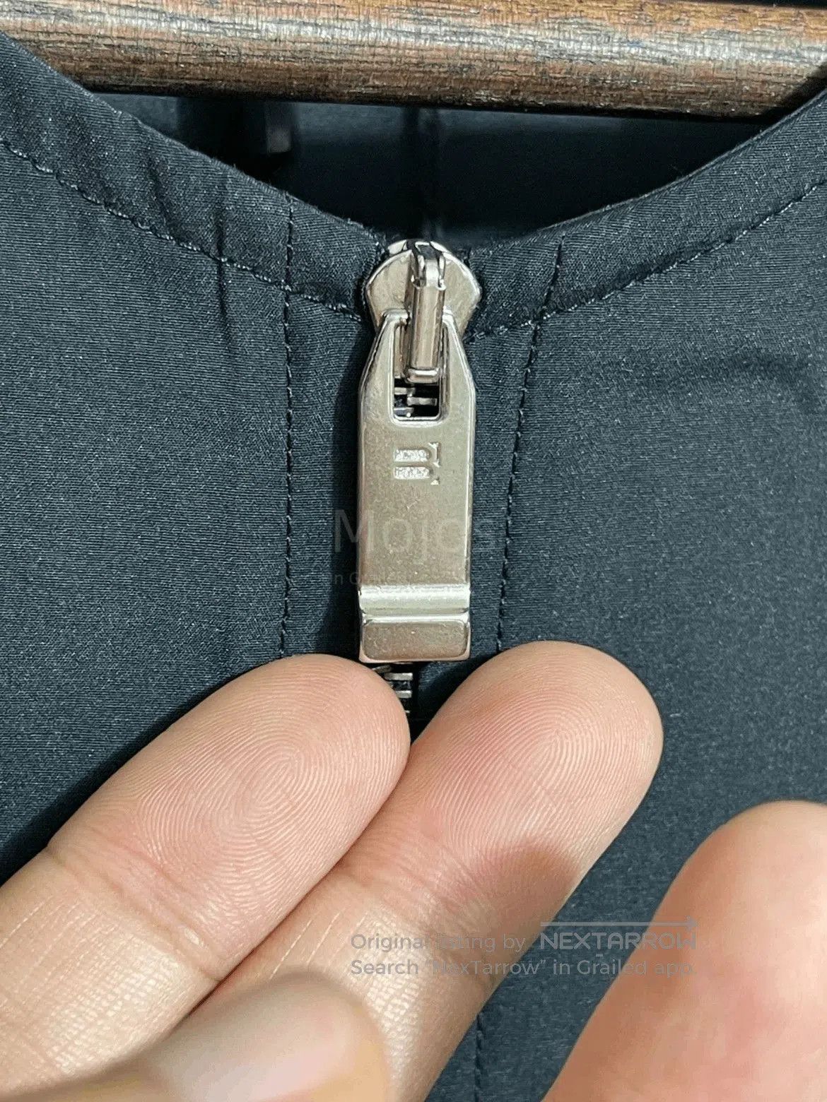 Balenciaga Sz 46 Balenciaga Zip-up Plain Vest. Size US S / EU 44-46 / 1 - 4 Thumbnail