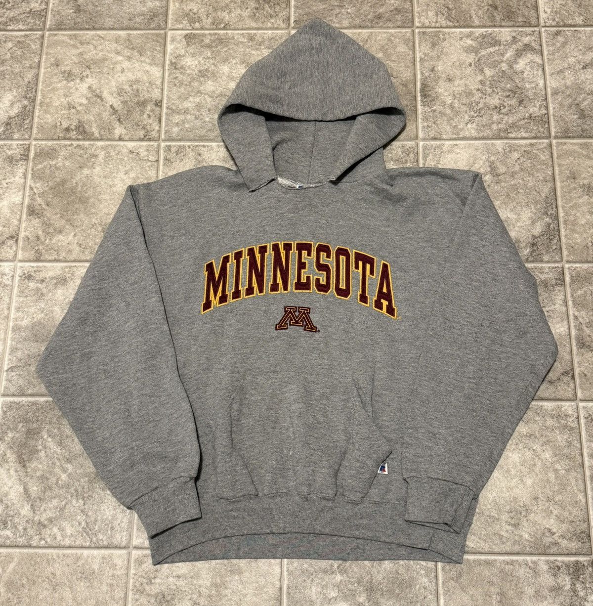Vintage Vintage Russell Athletic Minnesota Hoodie Size US L / EU 52-54 / 3 - 1 Thumbnail