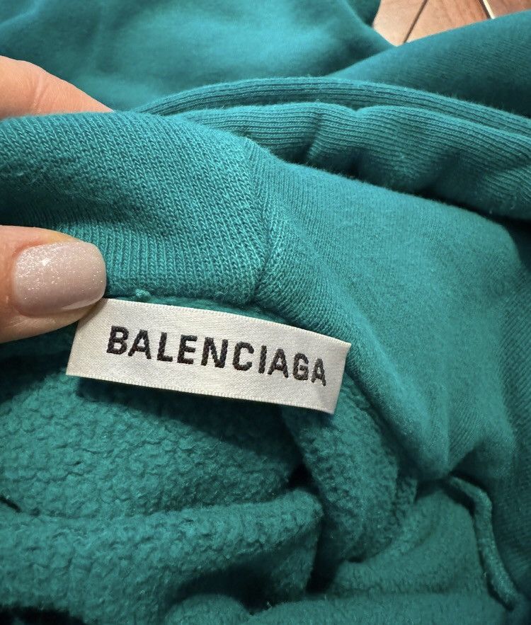 Balenciaga Balenciaga Velvet Hoodie2412-Nextarrow Size US S / EU 44-46 / 1 - 4 Thumbnail