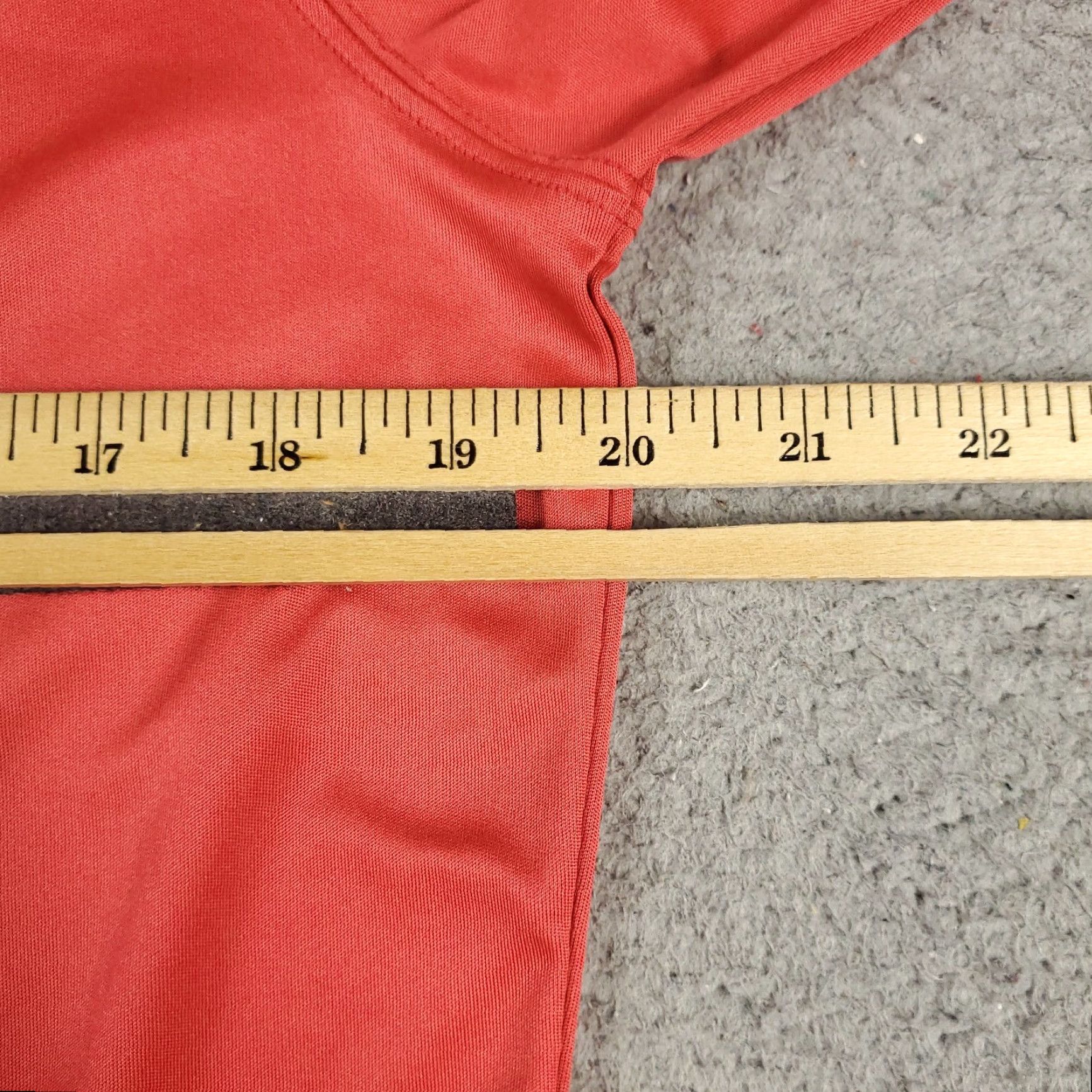 Vintage Columbia T Shirt Mens Size Small Red Polyester Outdoors Active Long Sleeve Regular Fit Casual Sleeve Nylon? Size US S / EU 44-46 / 1 - 7 Thumbnail