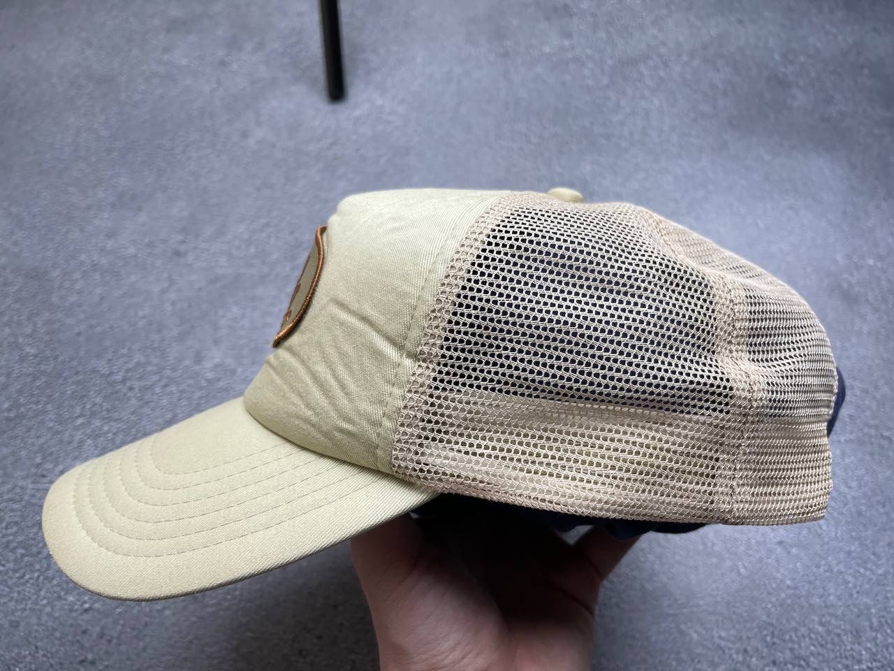 Other RARE Vintage Von Dutch Beige Trucker Hats Cap Size ONE SIZE - 3 Thumbnail