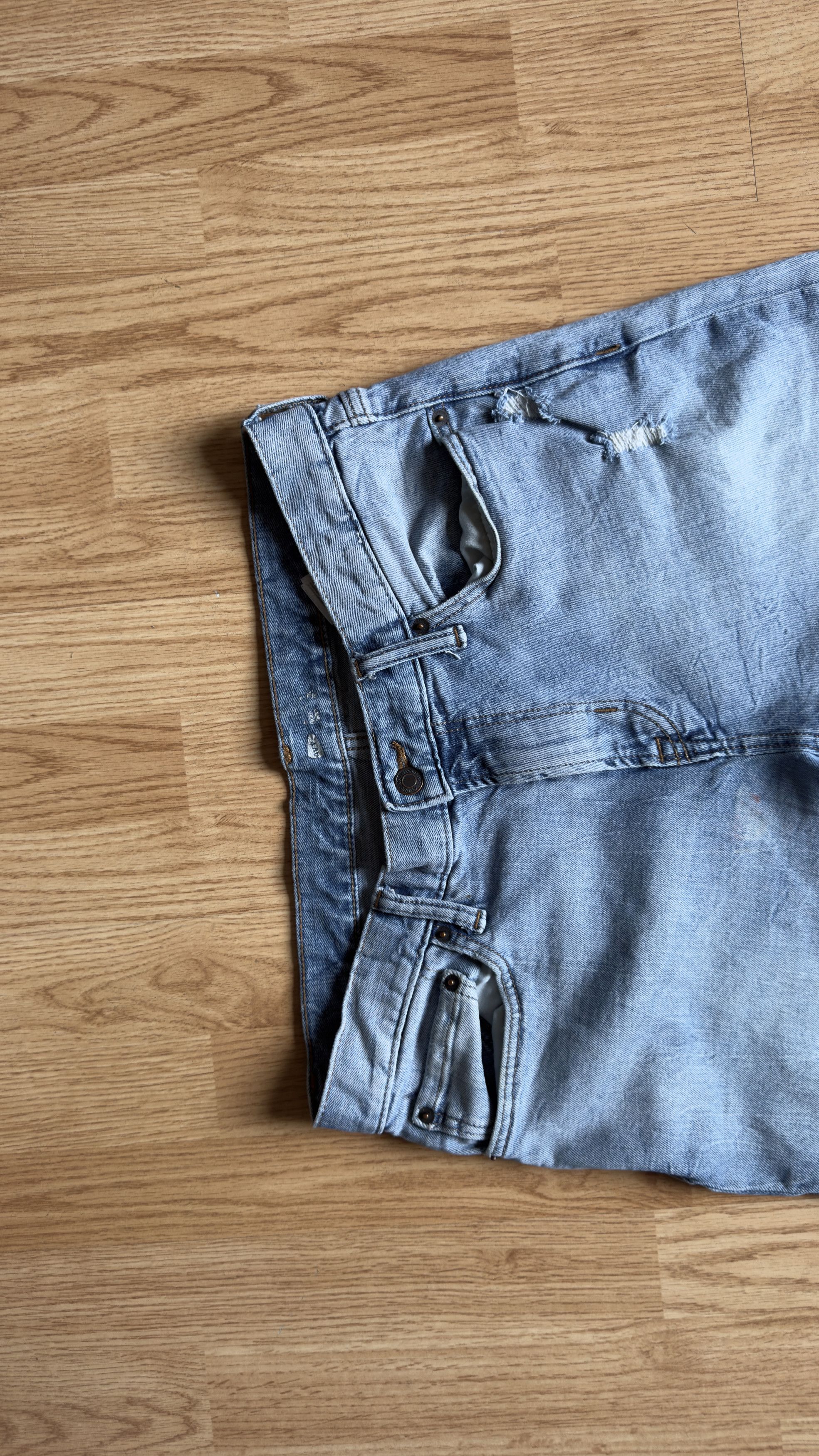 Old Navy Old Navy Size US 30 / EU 46 - 2 Thumbnail