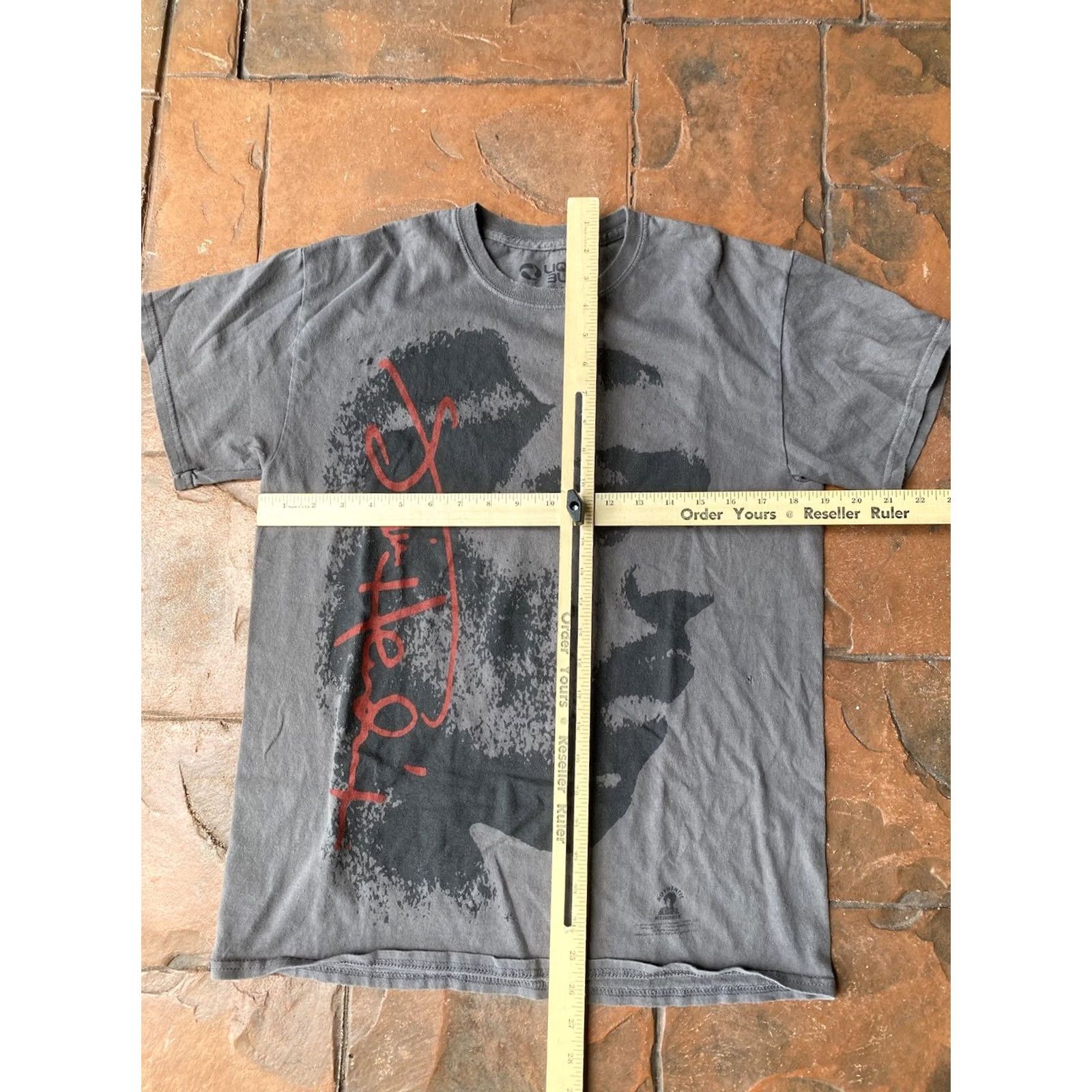 Liquid Blue VINTAGE Liquid Blue Jimi Hendrix Big Face T-Shirt M Mens Brown Cotton Graphic Print Short Sleeve Crew Neck 2000s Band Hippie Rainbow Size US M / EU 48-50 / 2 - 5 Thumbnail