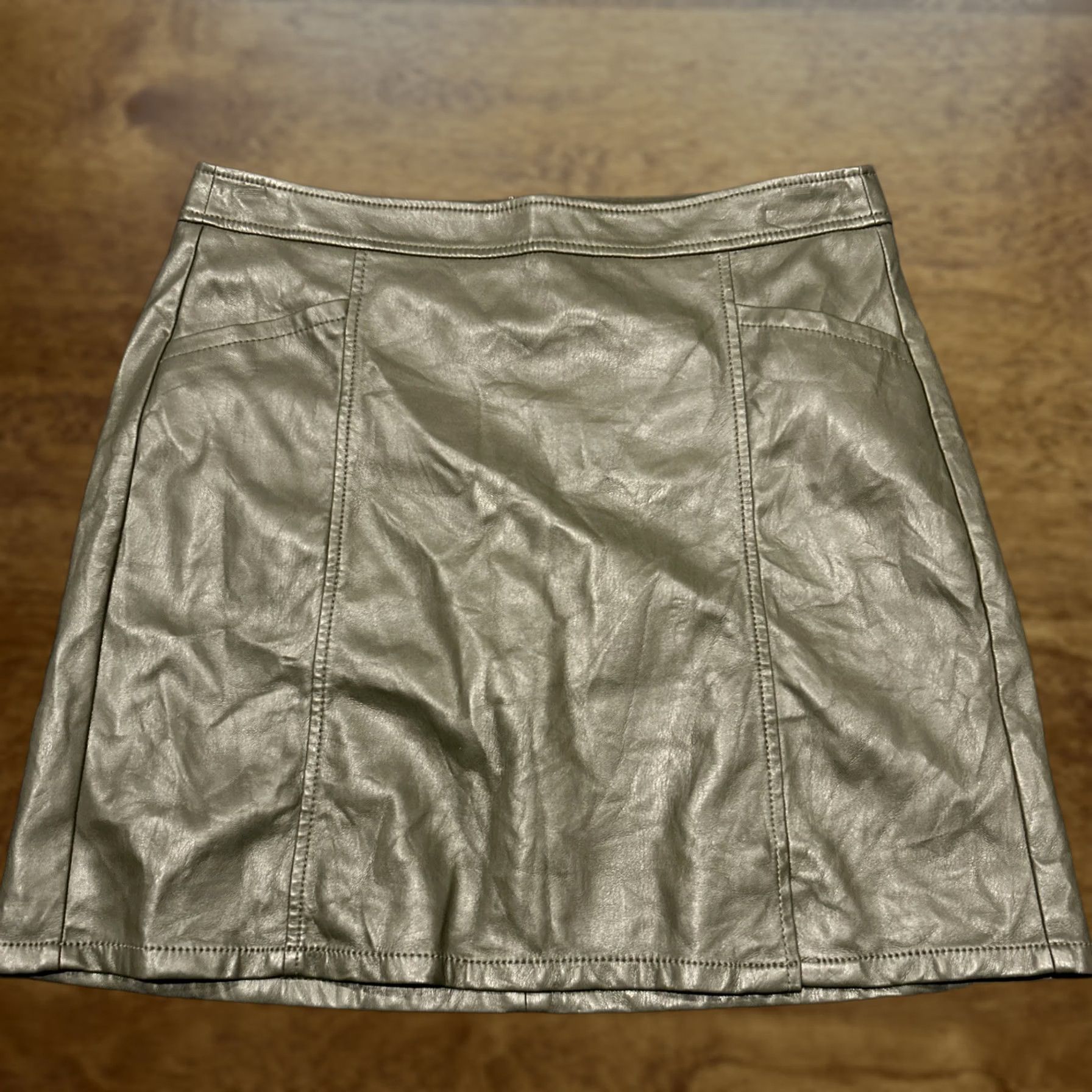 Loft LOFT Women's Skirt Size 8 Dark Green Faux Leather Casual Mid Rise Knee Length Straight & Pencil Zip Lined B2 Size 30" / US 8 / IT 44 - 1 Thumbnail
