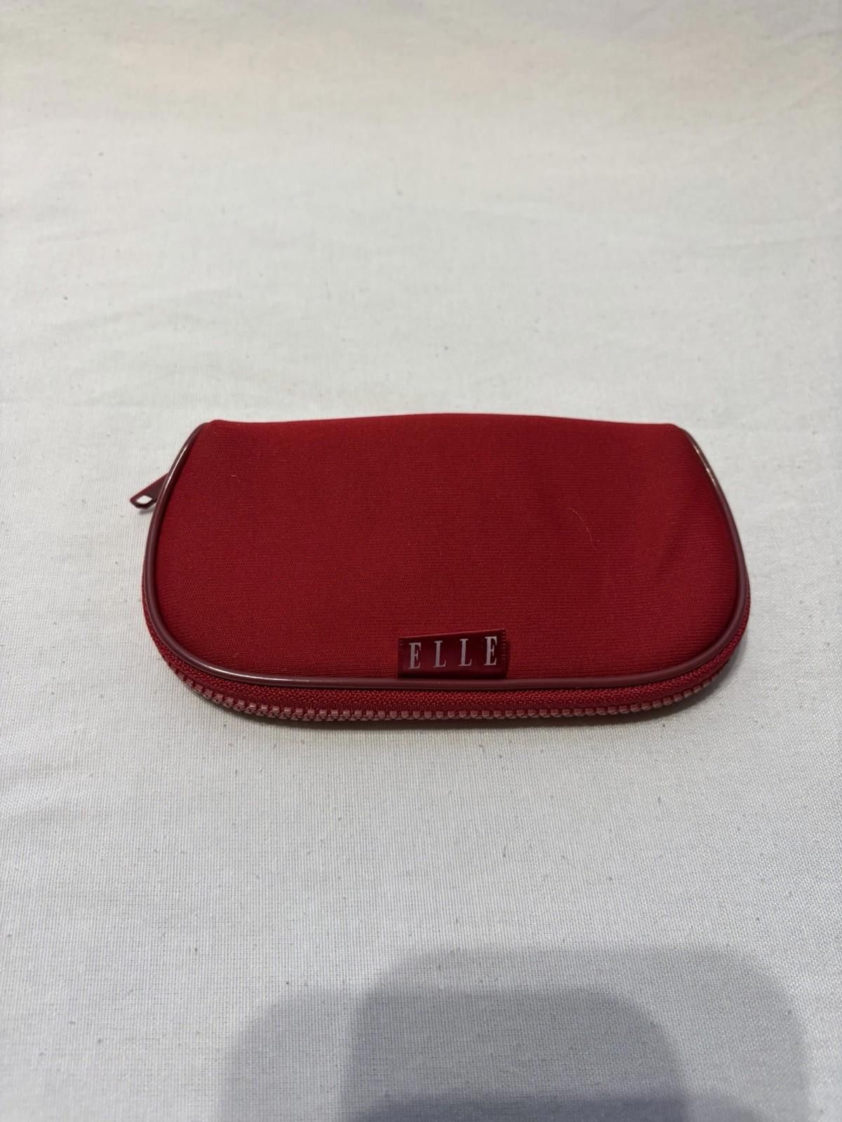 Ellesse Elle Eyeglasses Case Semi Hard Shell Red Bag Pouch Size ONE SIZE - 1 Thumbnail