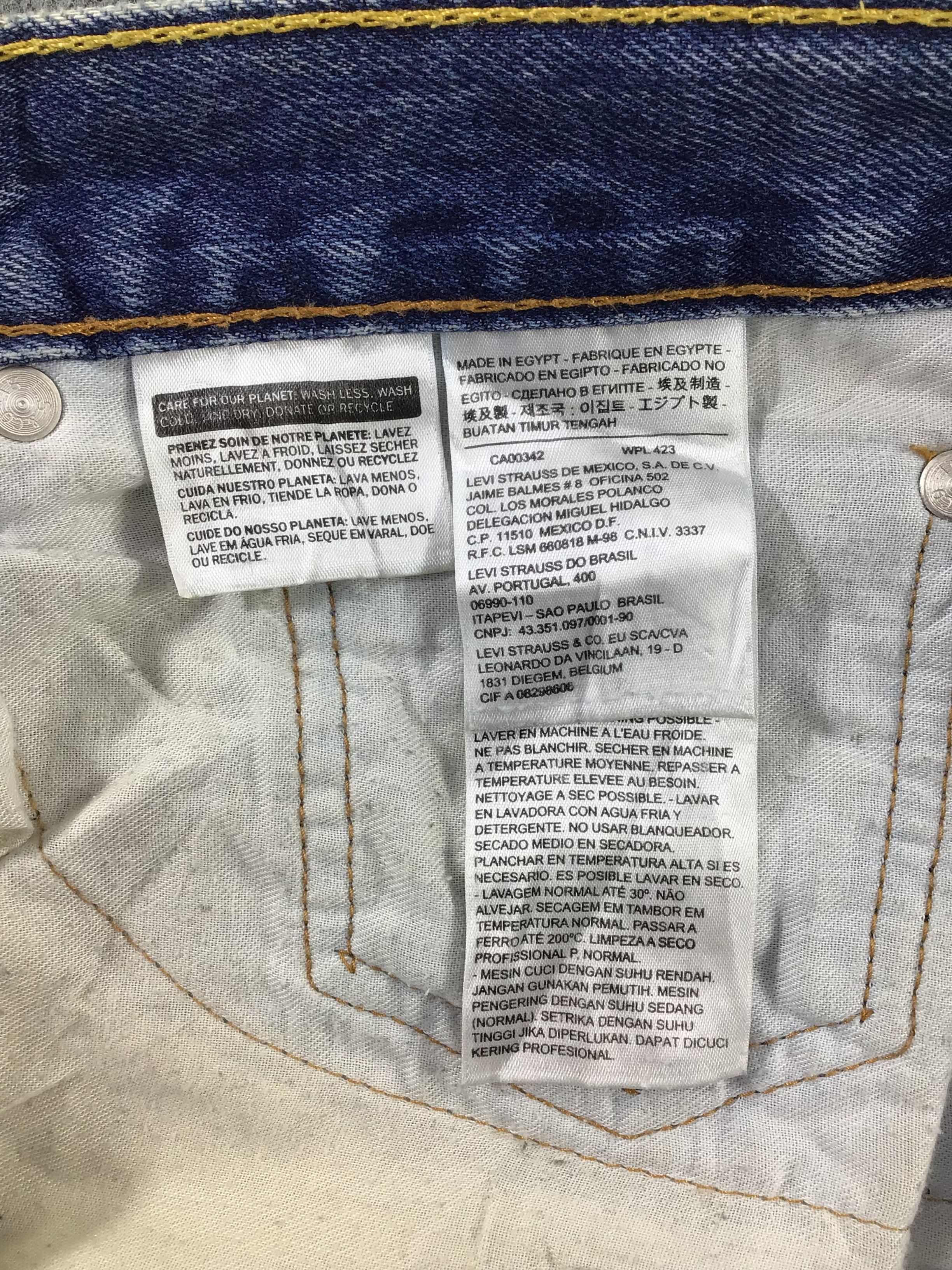 Levi's Vintage Blue Wash Levis 505 Jeans -J865 Size US 35 - 10 Thumbnail