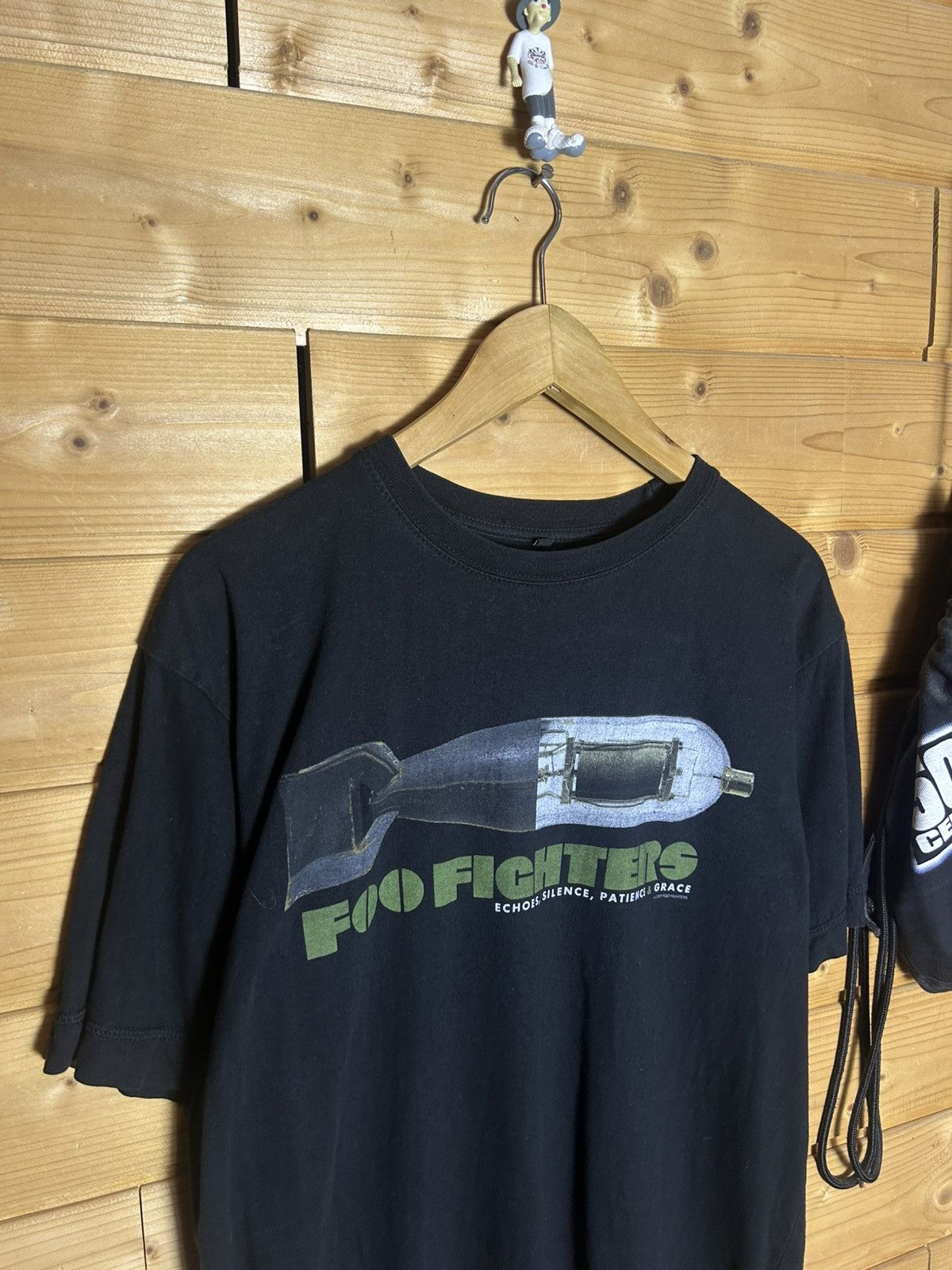 Vintage 2007 Foo Fighters 2008 tour t shirt Size US L / EU 52-54 / 3 - 1 Thumbnail