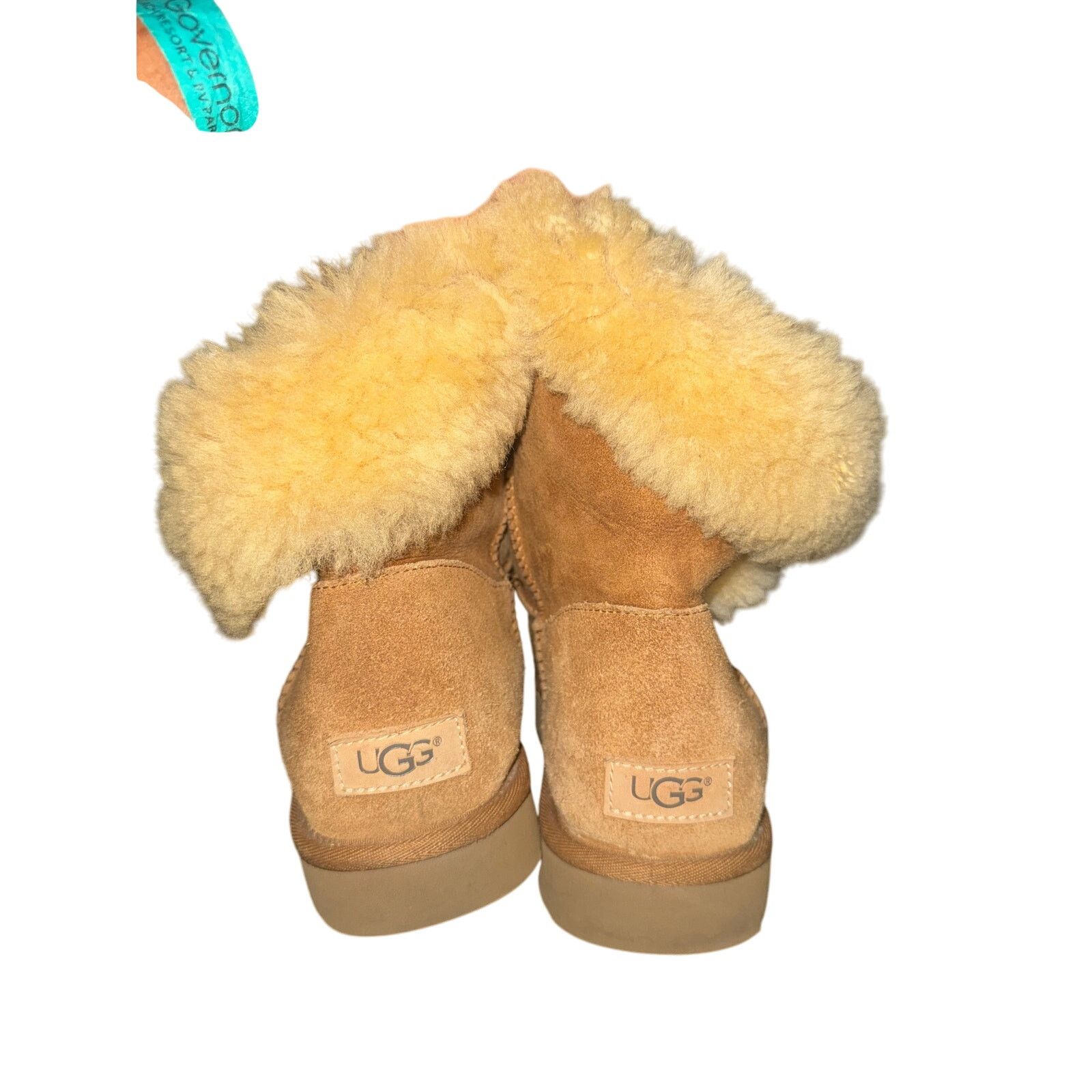 Ugg UGG Bailey Button Mini Boots - Size 8.5 - Great Condition! Size US 8.5 / IT 38.5 - 2 Thumbnail