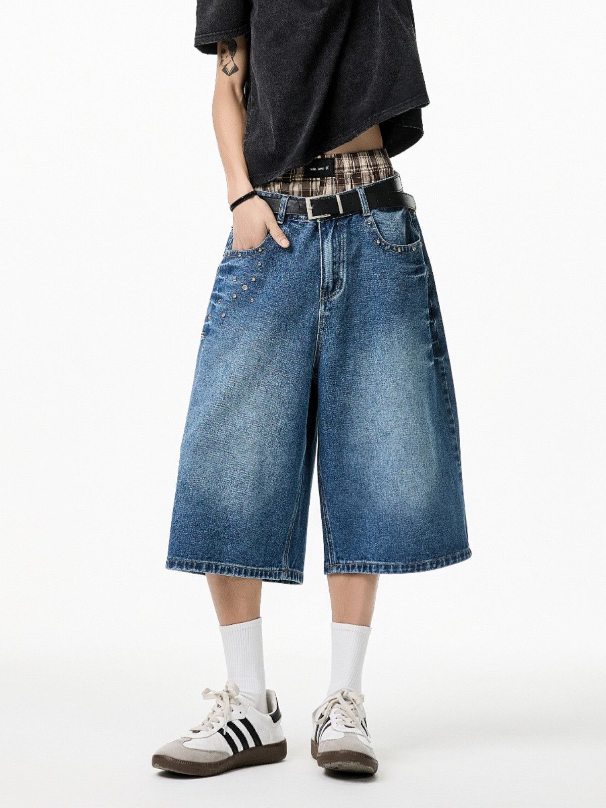 Japanese Brand Men's Blue American-Style Wide-Leg Denim Shorts (Clean Fit) Size US 32 / EU 48 - 2 Thumbnail