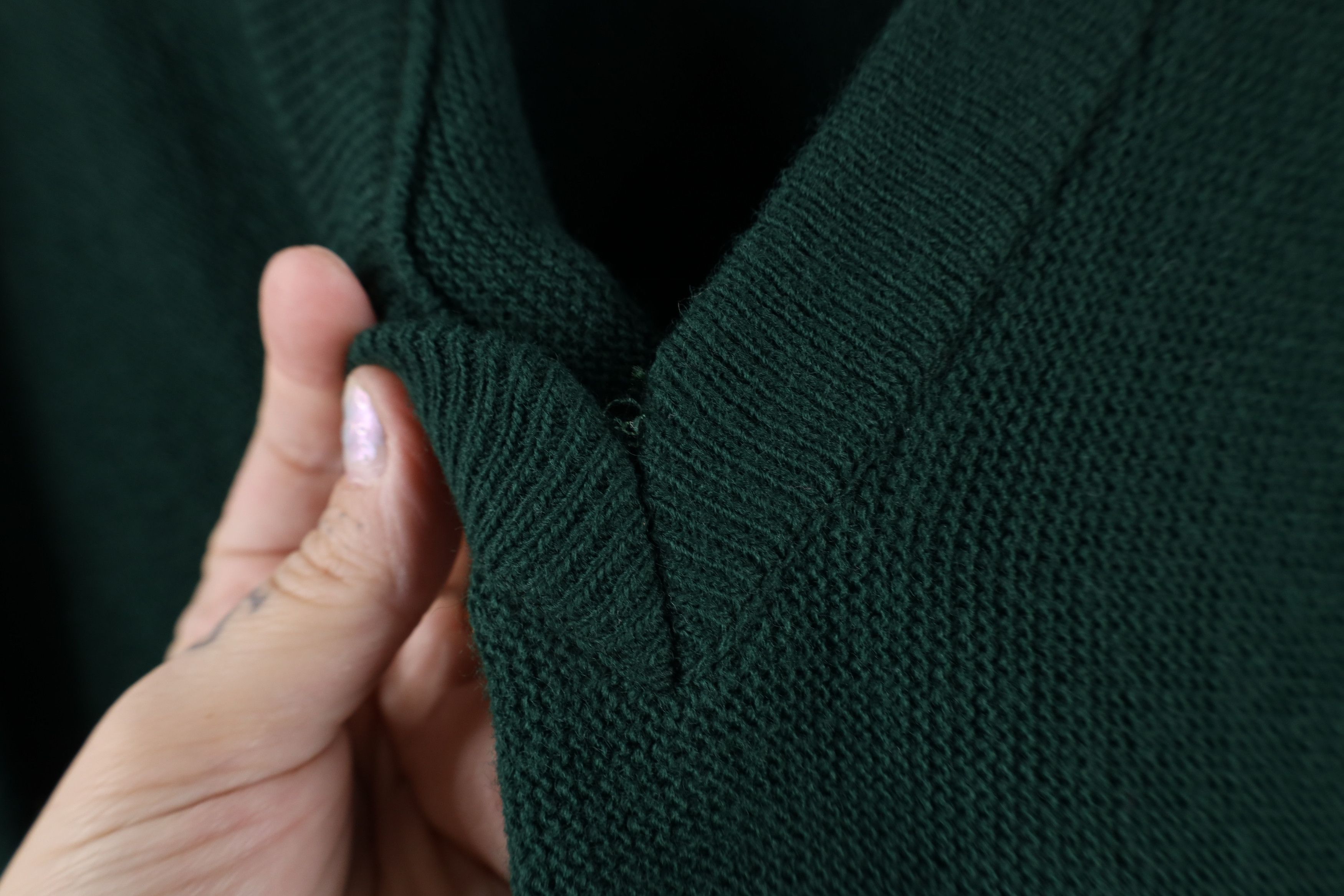 Vintage Vintage 90s Streetwear Knit V-Neck Sweater Hunter Green USA Size US S / EU 44-46 / 1 - 5 Thumbnail