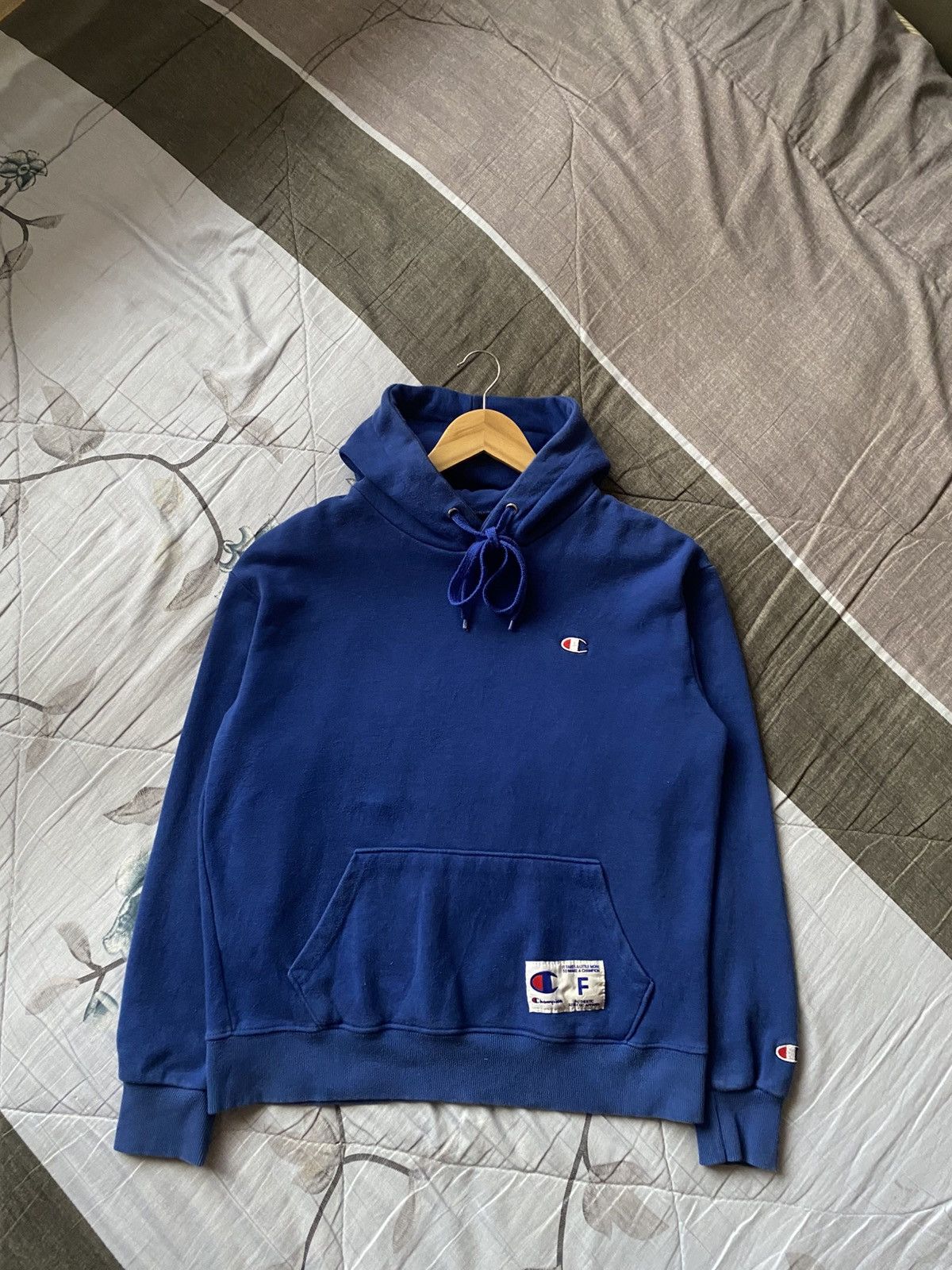 Champion CHAMPION LOGO HOODIE Size US M / EU 48-50 / 2 - 1 Thumbnail