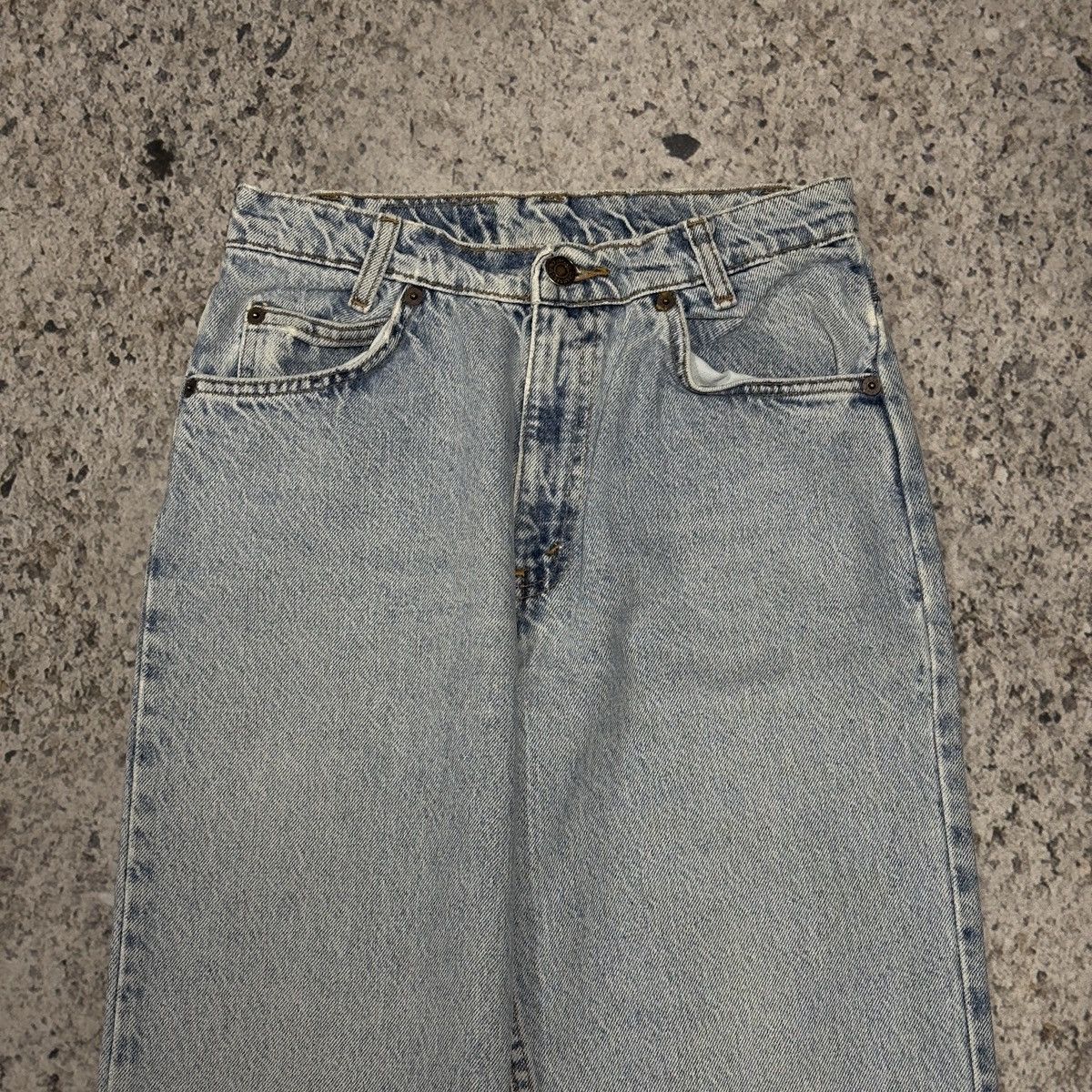 Levi's Vintage 90s Levi’s 550 Faded Light Wash Denim Jeans Size US 27 - 2 Thumbnail