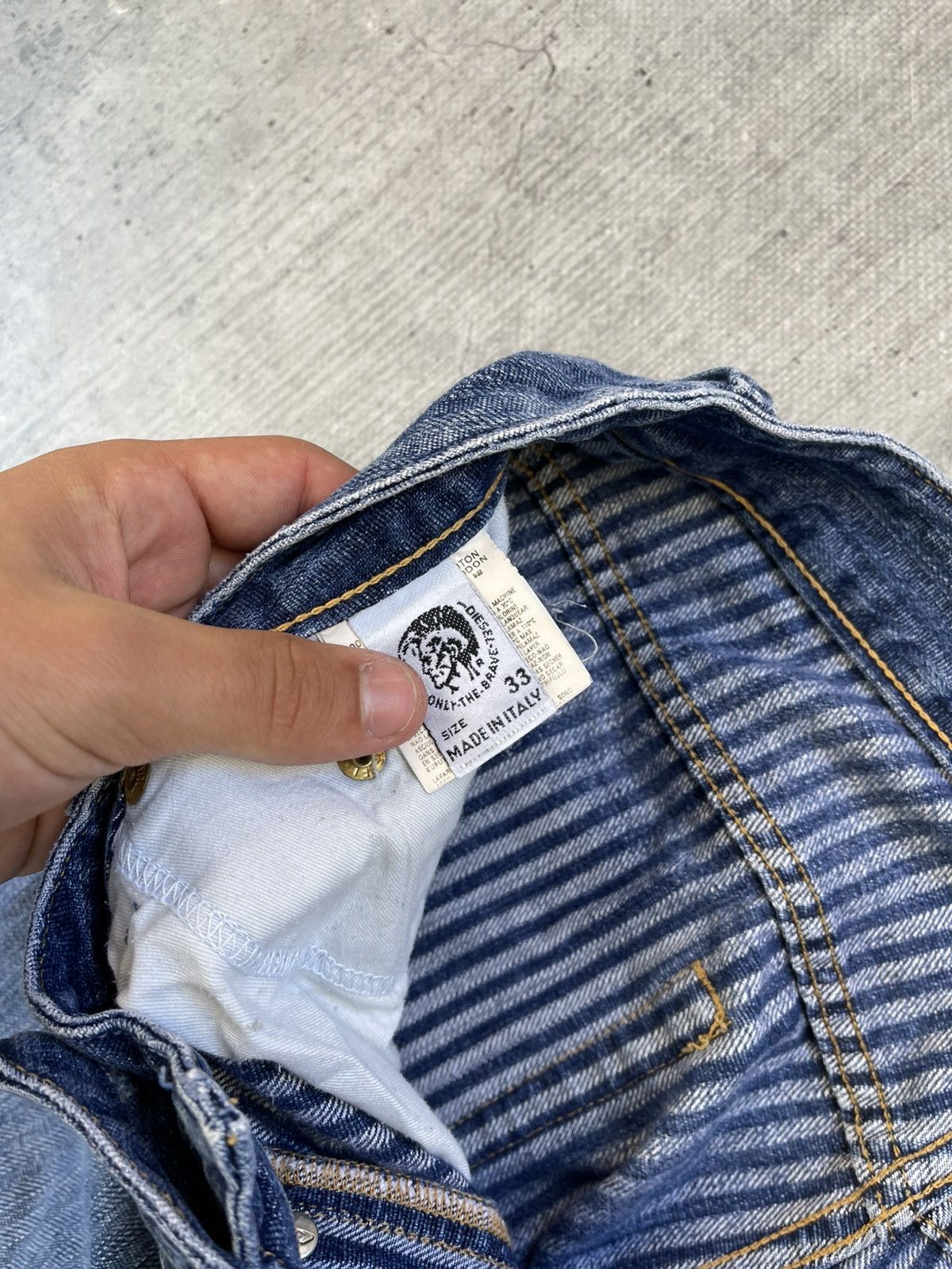 Diesel Vintage Diesel Jeans Distressed Faded Flared Wide Baggy Y2K Size US 33 - 9 Thumbnail