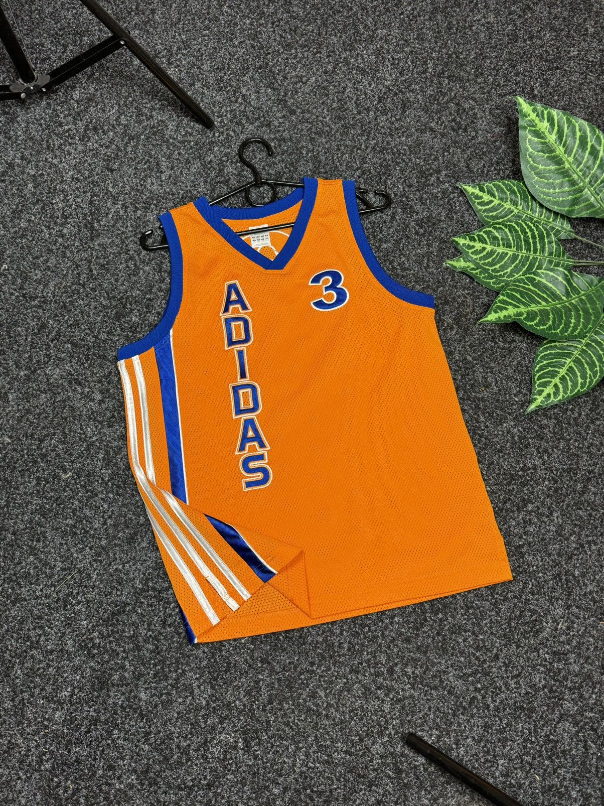 Adidas Adidas basketball jersey 2004 size S Size US S / EU 44-46 / 1 - 11 Thumbnail