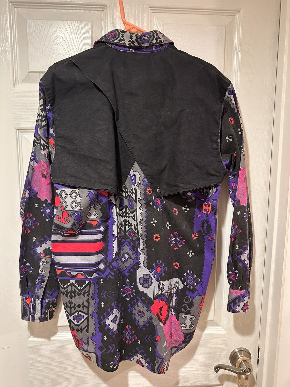 Other Western signatures. Size M Size US M / EU 48-50 / 2 - 2 Thumbnail