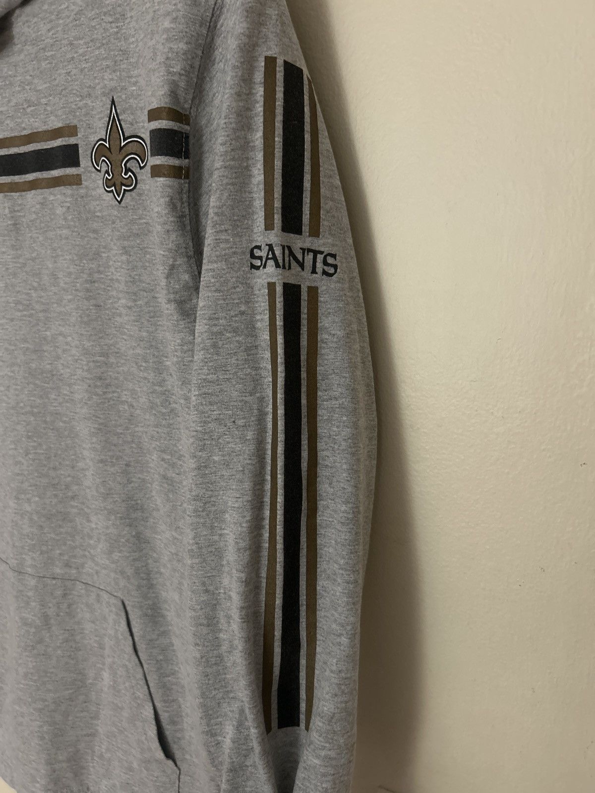 NFL × Vintage Vintage NFL New Orleans saints hooded long sleeve Size US L / EU 52-54 / 3 - 4 Thumbnail