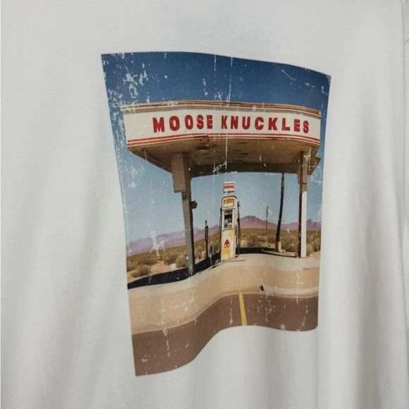 Moose Knuckles Moose Knuckles Beau Soir T-Shirt White Men’s Size Medium Size US M / EU 48-50 / 2 - 3 Thumbnail