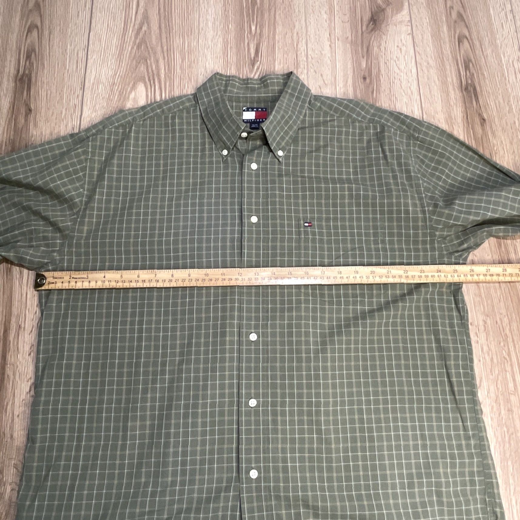 Tommy Hilfiger VINTAGE Tommy Hilfiger Button-Up Shirt XL Green White Plaid Long Sleeve Mens Size US XL / EU 56 / 4 - 5 Thumbnail