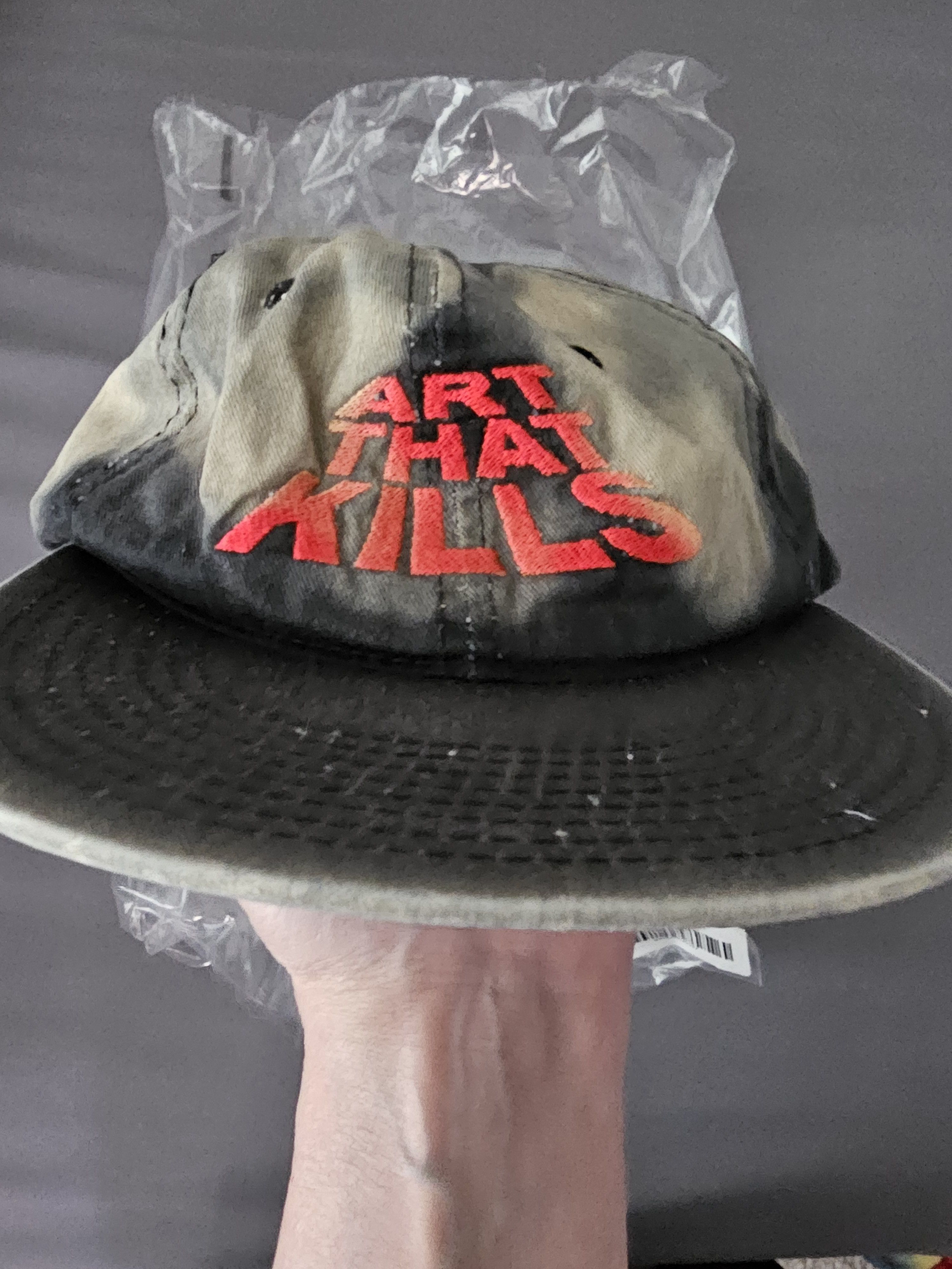 Gallery Department Art That Kills hat