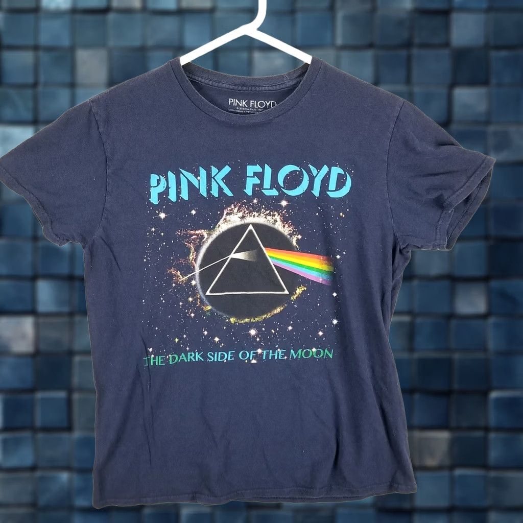 Vintage Pink Floyd T Shirt Ladies Medium Dark Side Of The Moon Band Tee Shirt 2018 Size US M / EU 48-50 / 2 - 1 Thumbnail