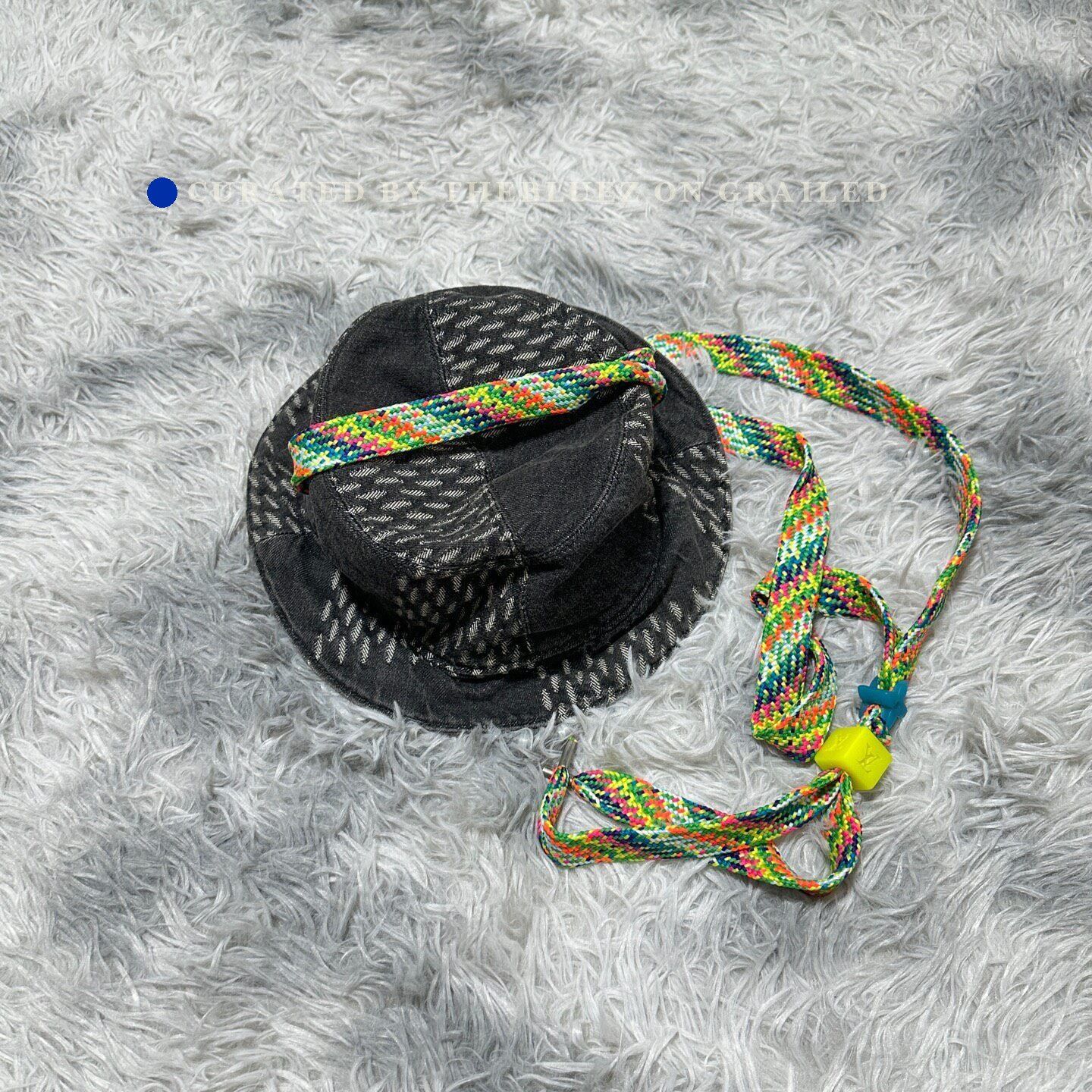 Louis Vuitton Louis Vuitton Nigo Reversible Bucket Hat Size ONE SIZE - 1 Thumbnail