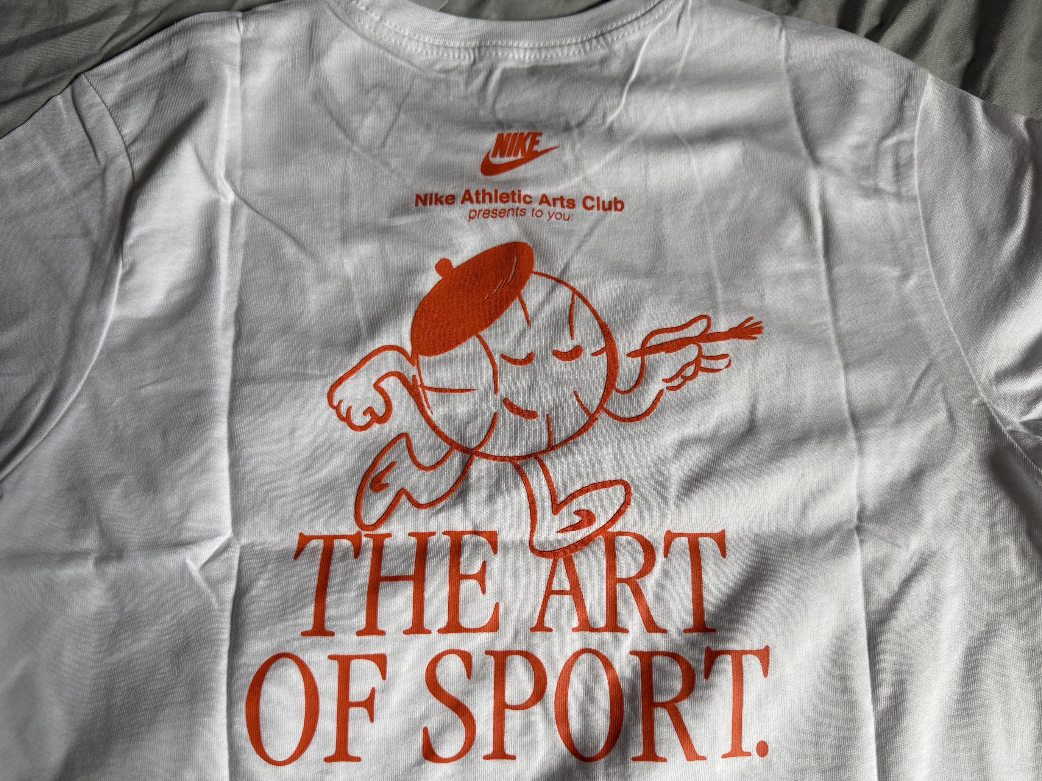 Nike Nike "The Art of Sport" Tee Shirt Large $48 Size US L / EU 52-54 / 3 - 1 Thumbnail