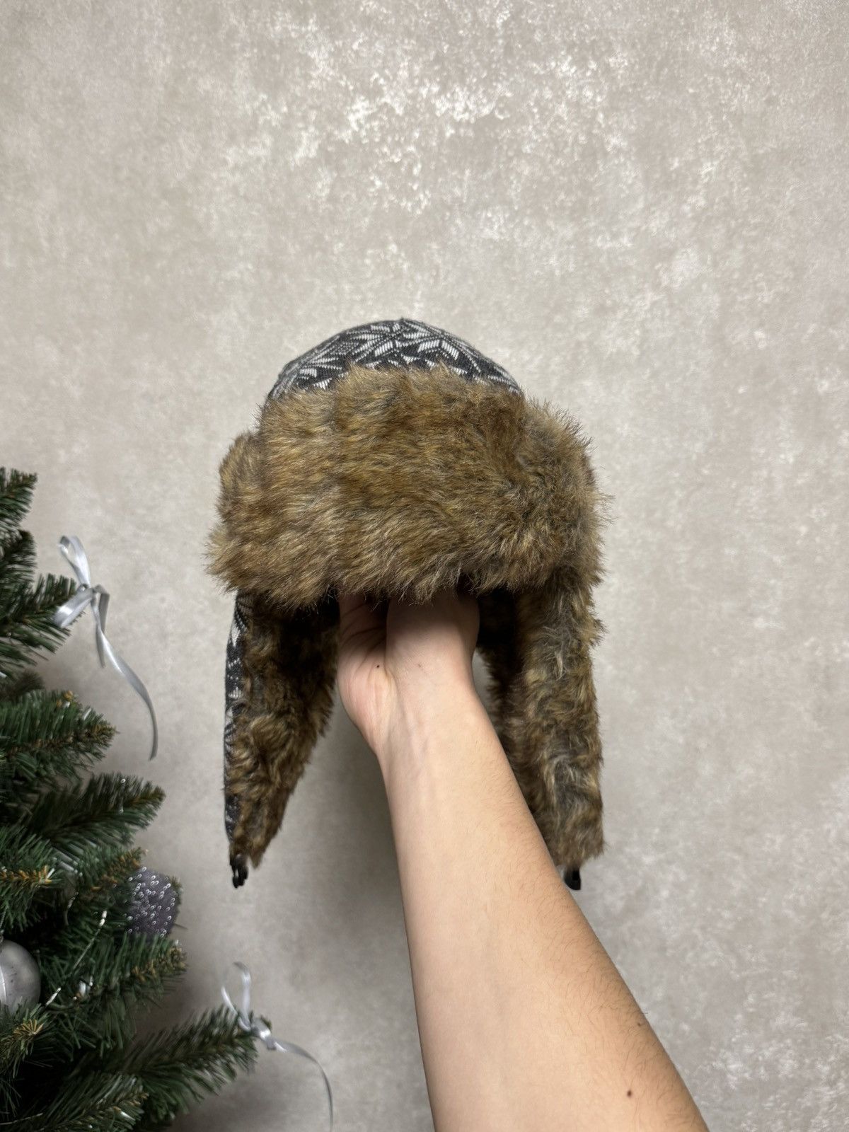 Other Vintage snow fur Y2K hype fluffy ushanka hat punk Size ONE SIZE - 5 Thumbnail