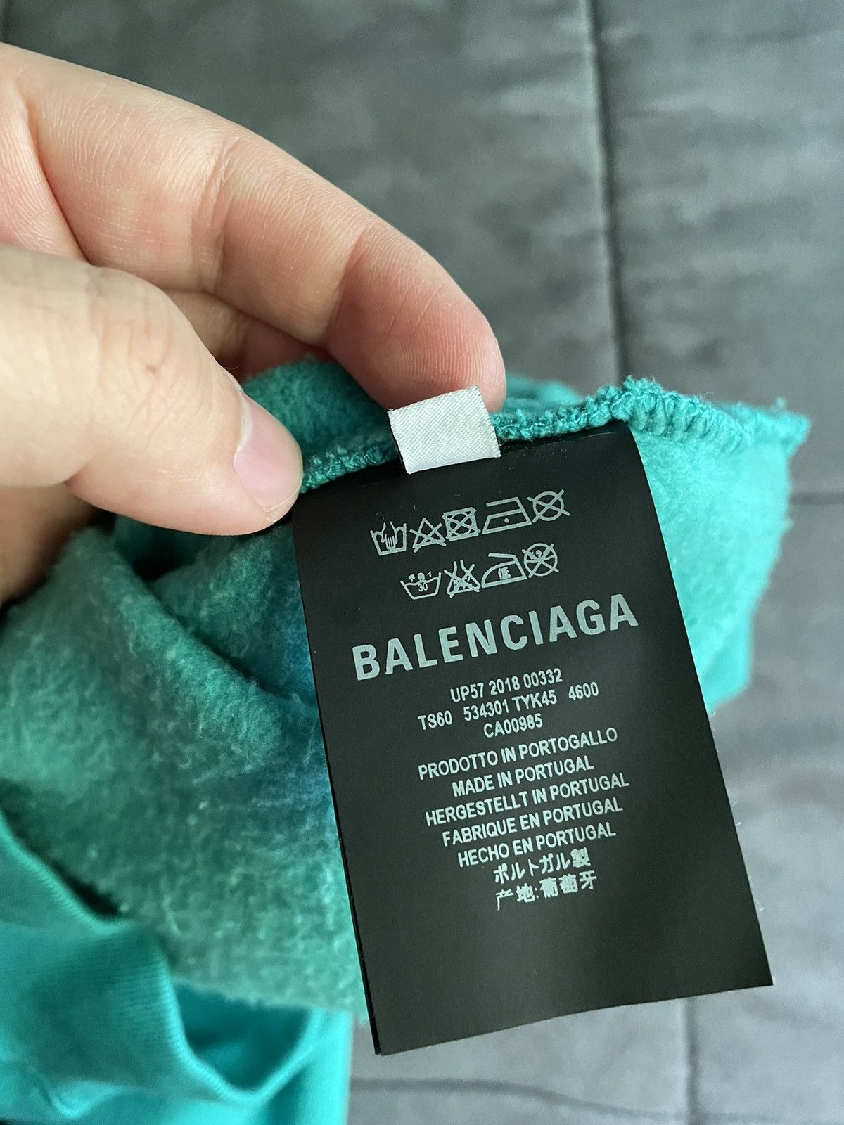 Balenciaga Balenciaga Teal Logo Oversized Hoodie Size US M / EU 48-50 / 2 - 12 Thumbnail