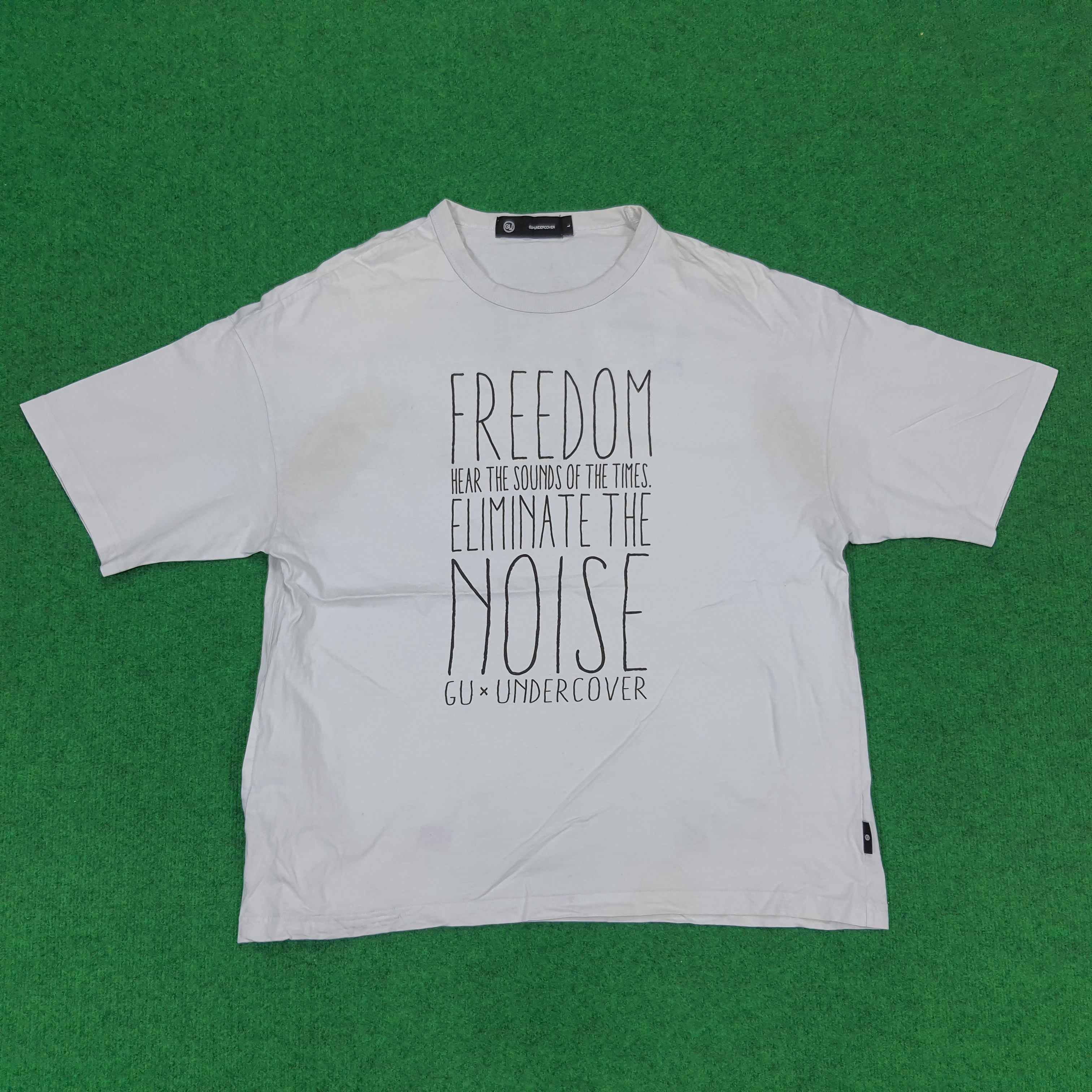 Japanese Brand × Vintage Vintage Undercover x GU Streetwear T-shirt Size US XL / EU 56 / 4 - 3 Thumbnail