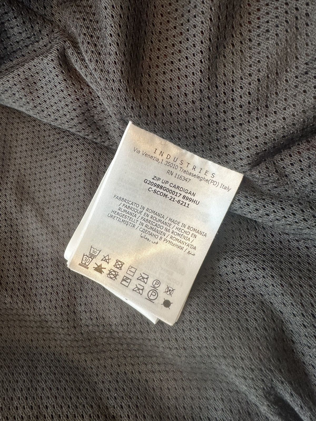 Moncler Grenoble Moncler Monogram Graphic Print Faux Fur Jacket w/ Tags, sz M Size M / US 6-8 / IT 42-44 - 6 Thumbnail