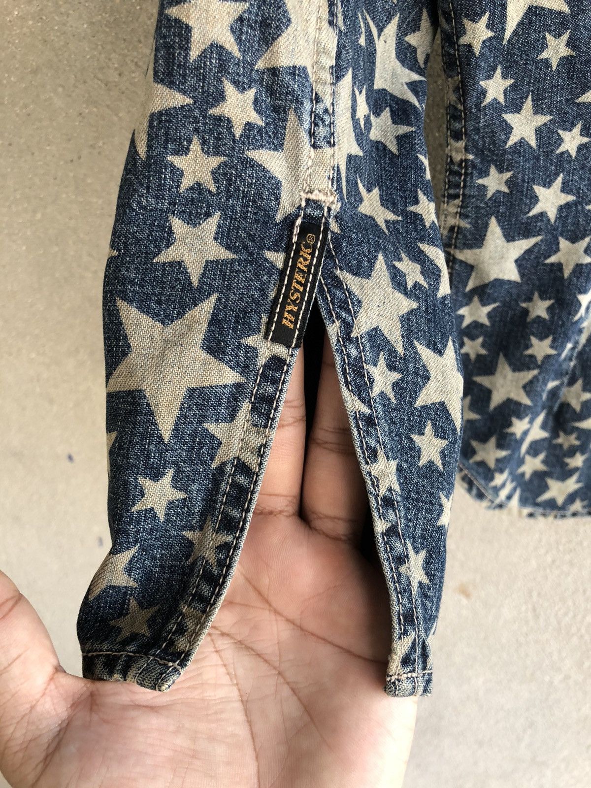Hysteric Glamour Hysteric Glamour all over print stars denim shirts Size S / US 4 / IT 40 - 6 Thumbnail