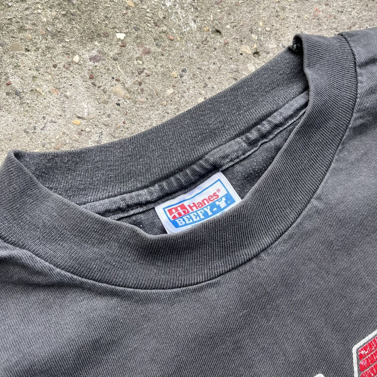 Vintage Vintage Hanes Good TVR British car Tshirt single stitching Size US XL / EU 56 / 4 - 5 Thumbnail