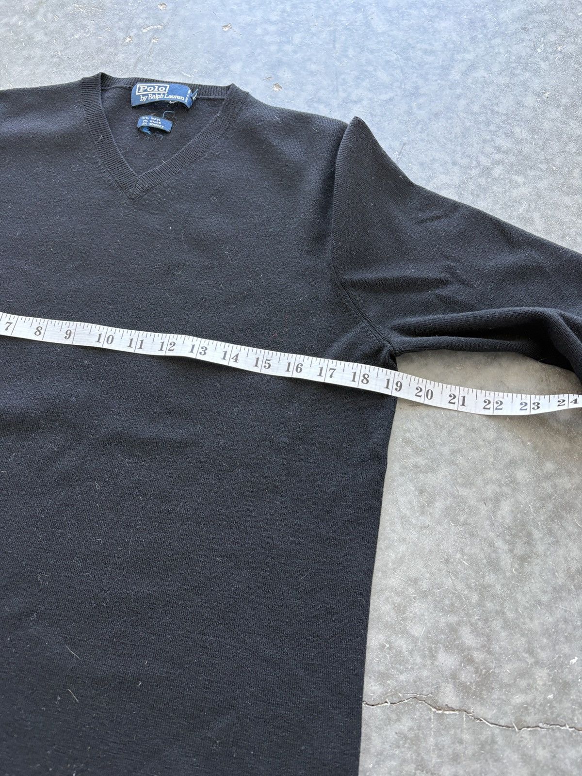 Polo Ralph Lauren Vintage Y2K Polo Ralph Lauren Black Wool V Neck Sweater Size US M / EU 48-50 / 2 - 5 Thumbnail