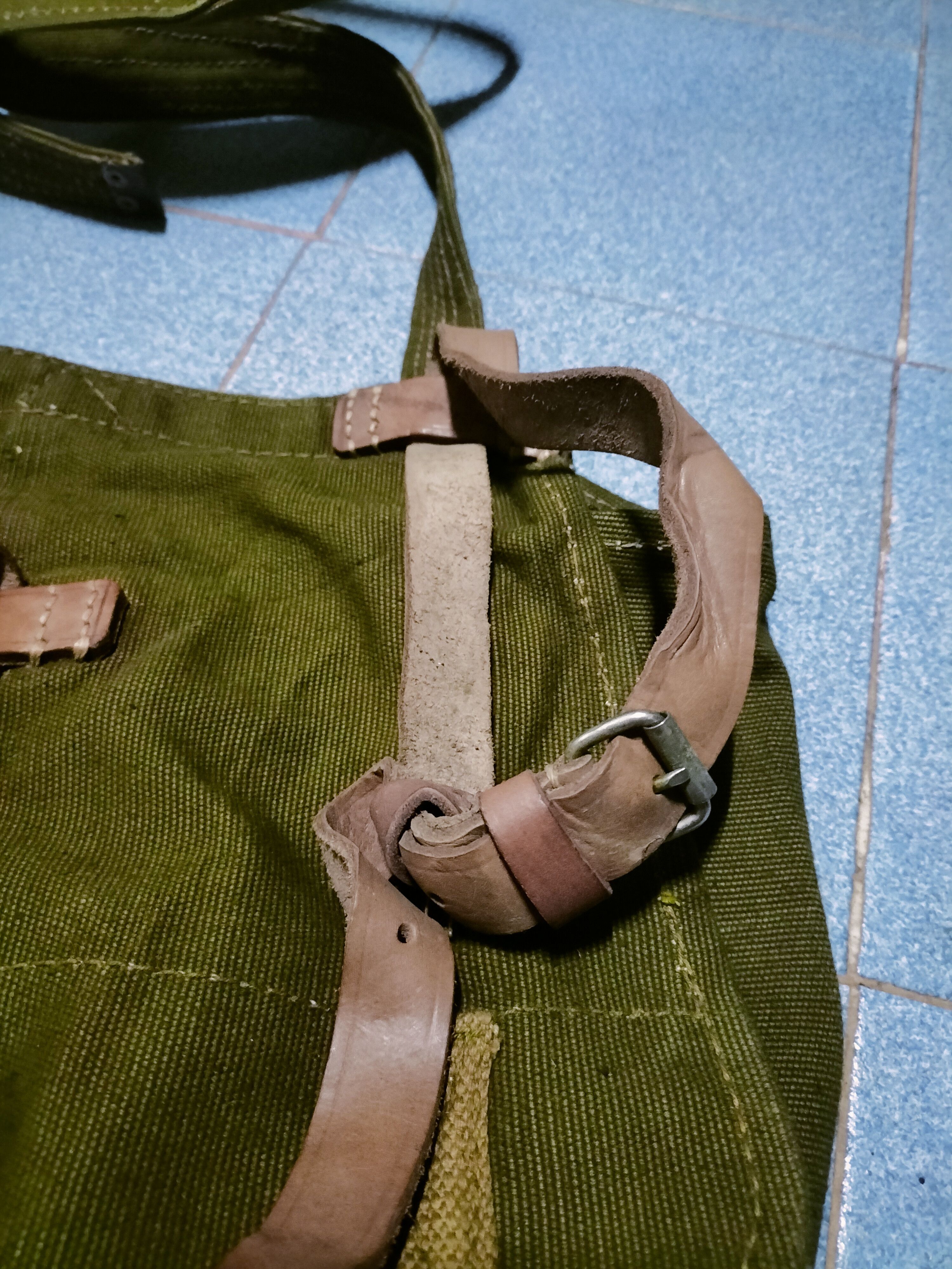 Vintage Vintage 50s 70s Military Combat Massagers Bag custom Remarks Size ONE SIZE - 10 Thumbnail