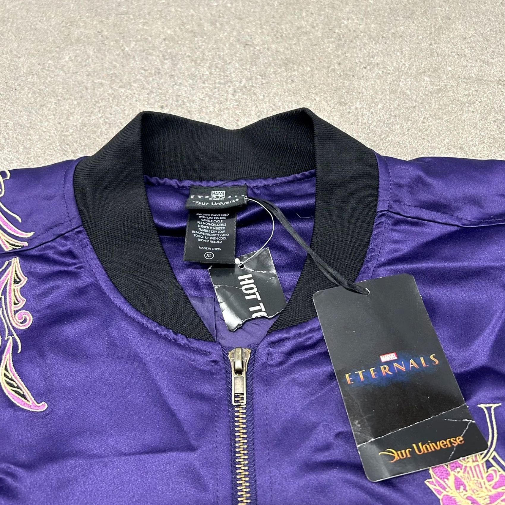 Hot Topic VINTAGE?NO - (original does not indicate vintage) Size US XL / EU 56 / 4 - 2 Thumbnail