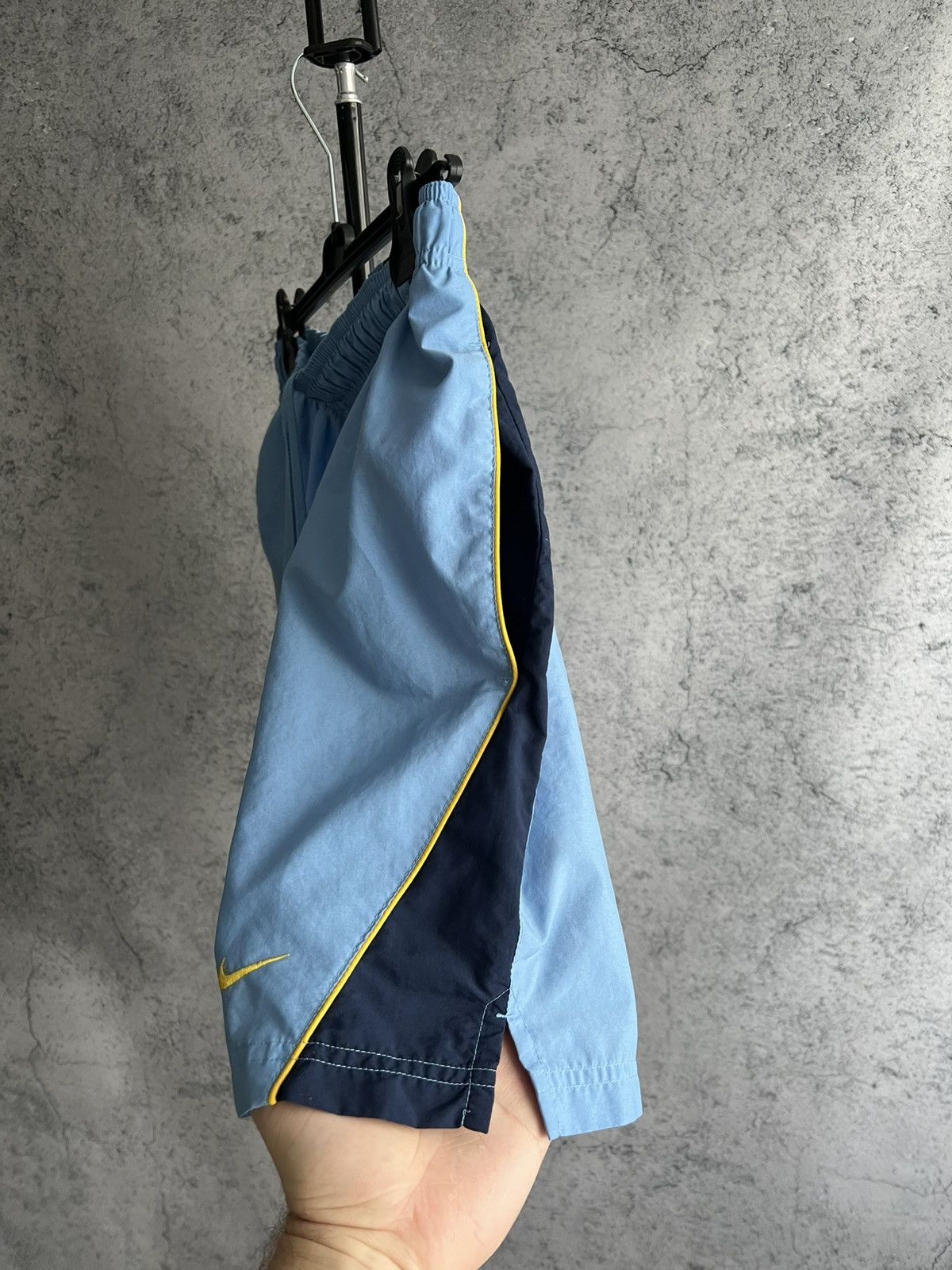 Nike Vintage Nike Nylon Shorts 2000s Mini Swoosh Blue Sportswear Size US 34 / EU 50 - 8 Thumbnail