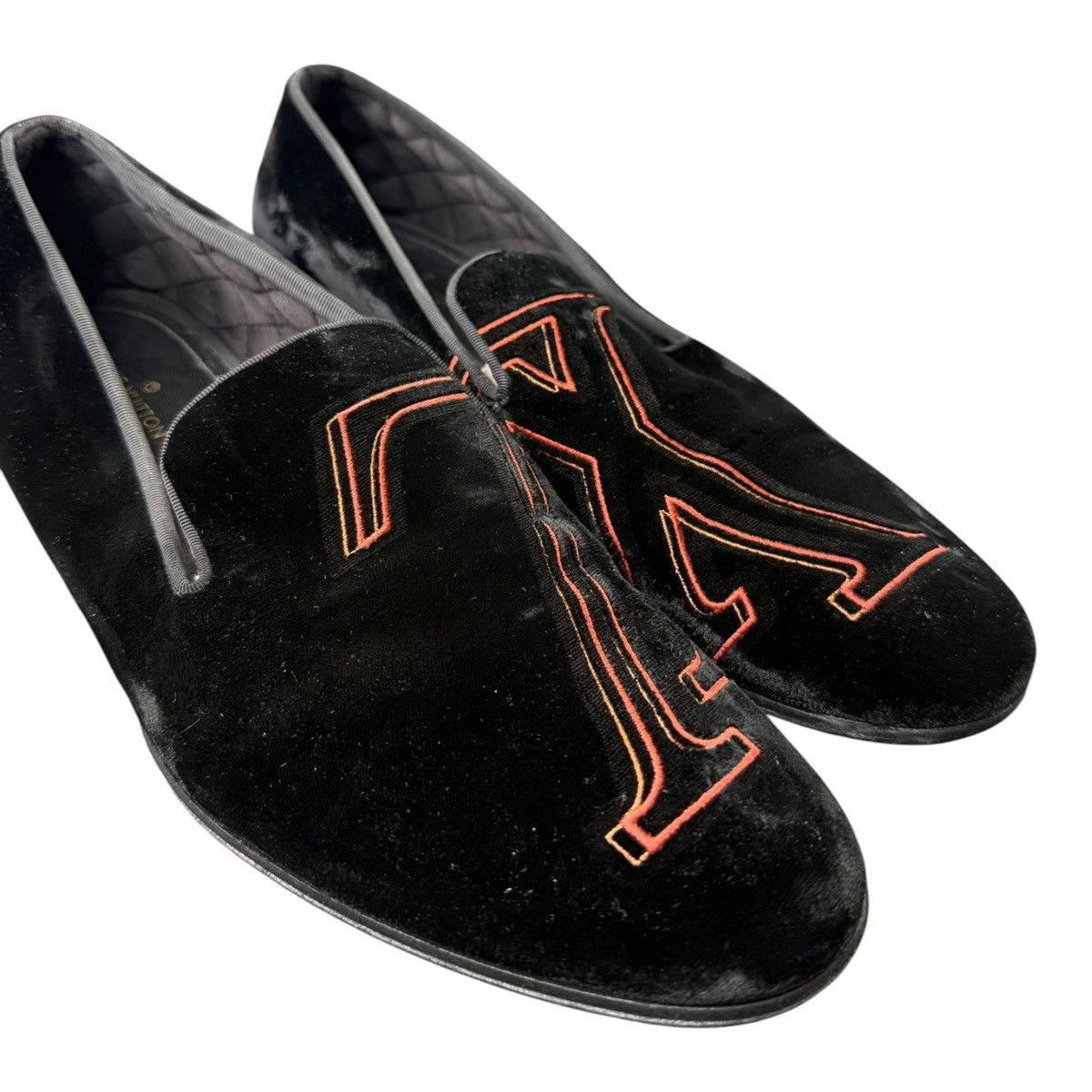 Louis Vuitton Louis Vuitton Velvet Monogram Loafers Black LV 7.5 US 8.5 Size US 8.5 / EU 41-42 - 10 Thumbnail