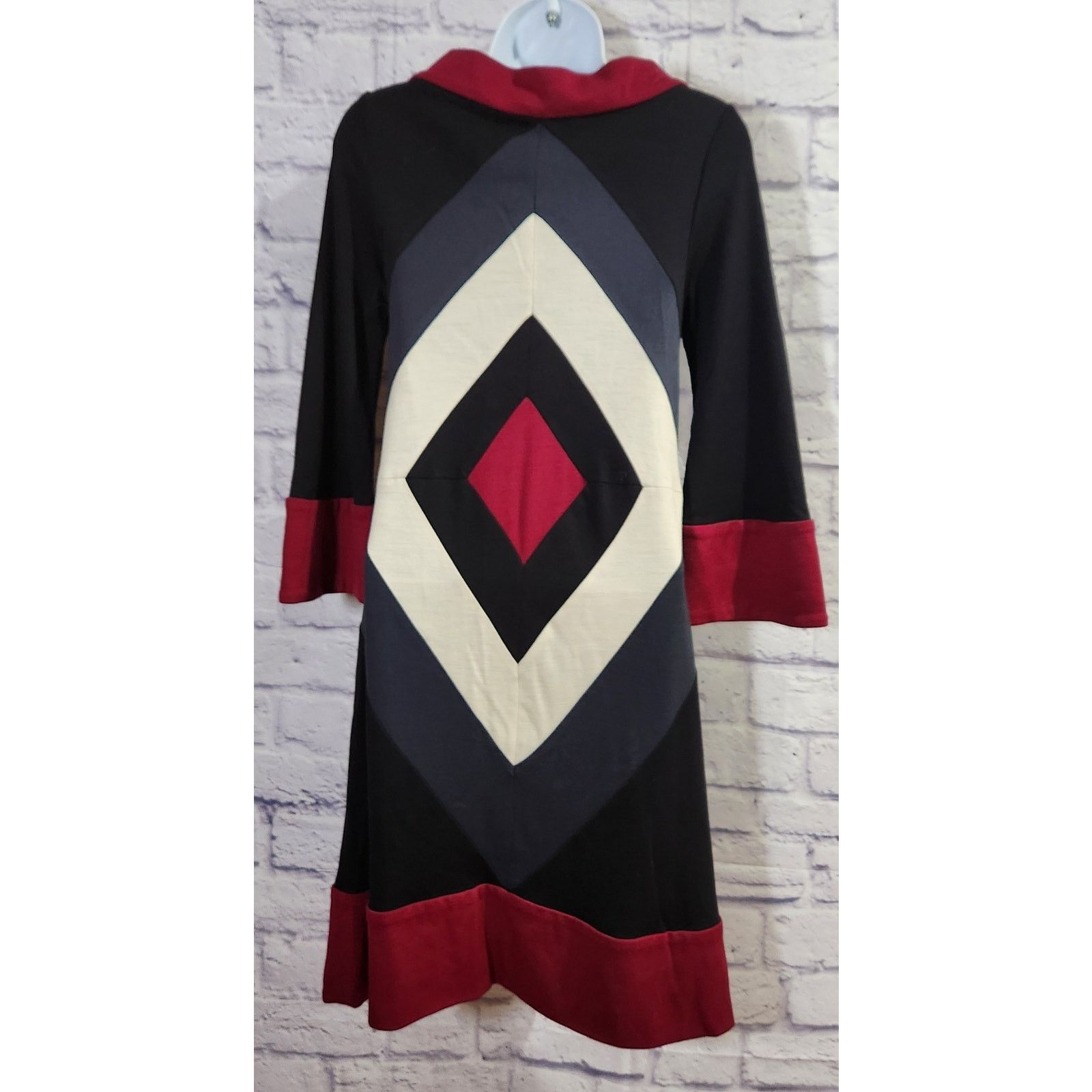 Diane von Furstenberg Diane Von Furstenberg Black Burgundy Color Block Dress 6 Size M / US 6-8 / IT 42-44 - 3 Thumbnail