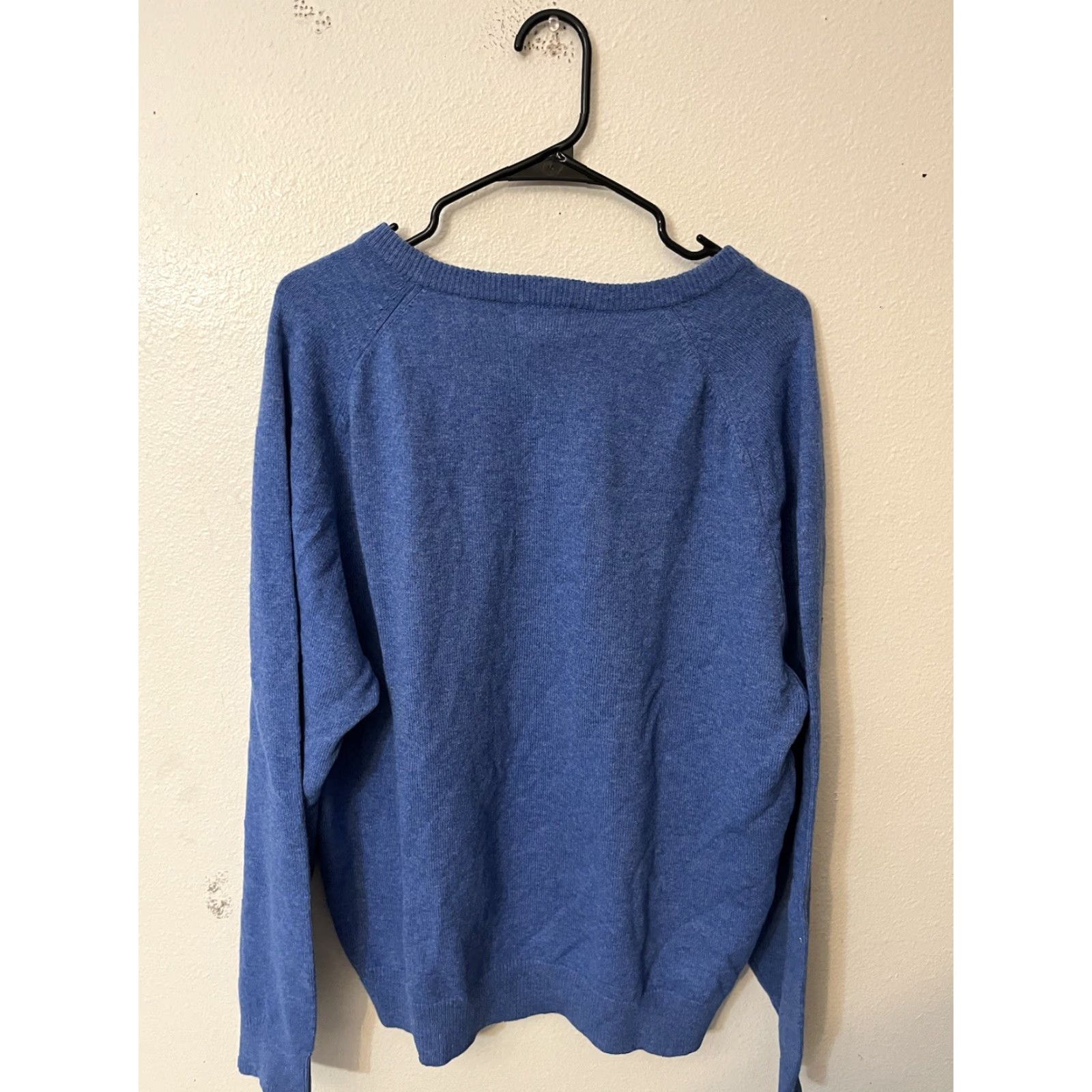 Vintage VINTAGE LL Bean Men's Sweater 100% Lambswool Blue Pullover Large V-Neck 90's QY78 Men's Size US L / EU 52-54 / 3 - 3 Thumbnail