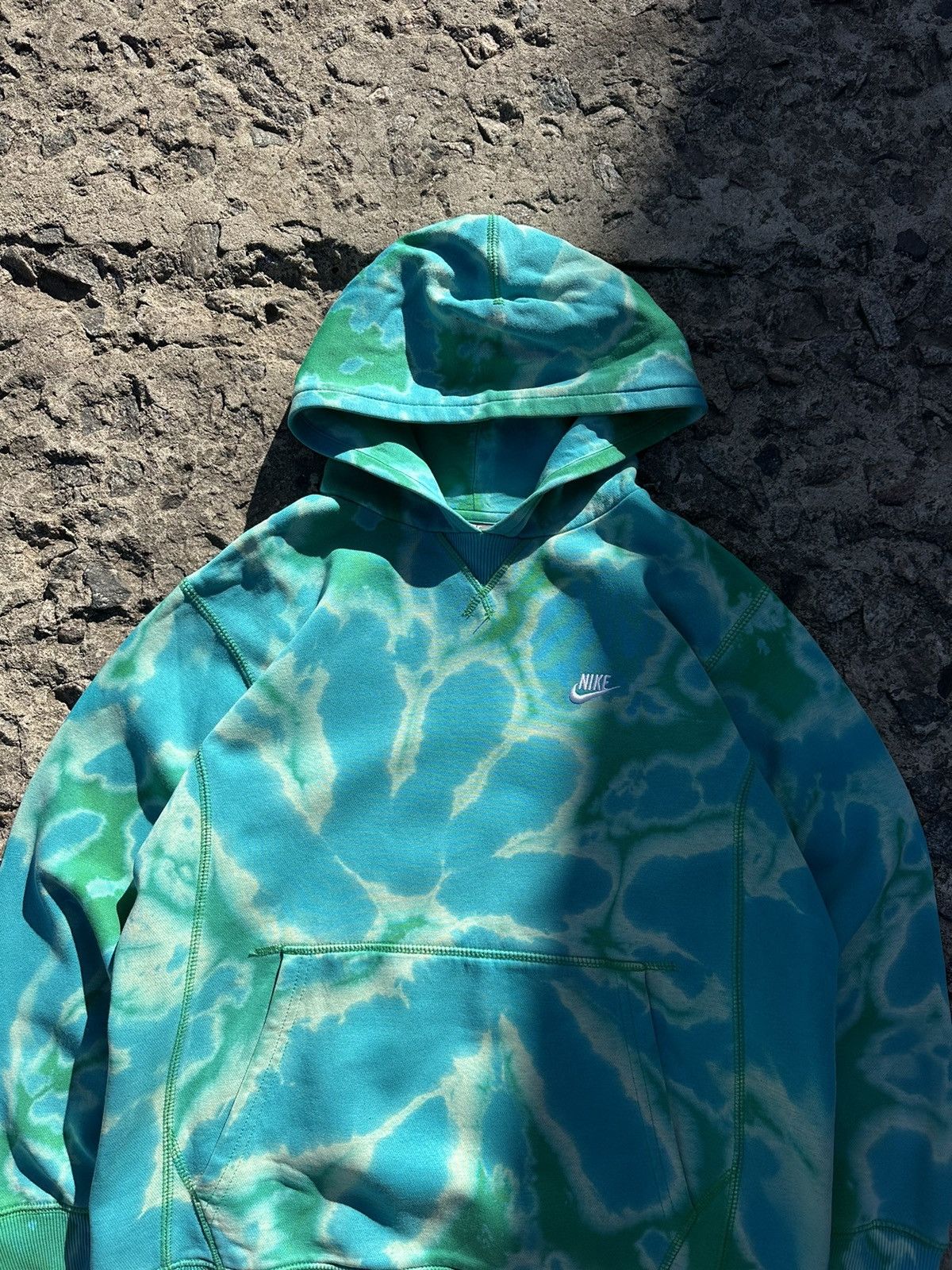 Nike × Vintage Vintage 00s Nike Women’s Custom Tie-Dye Hoodie Size S / US 4 / IT 40 - 2 Thumbnail