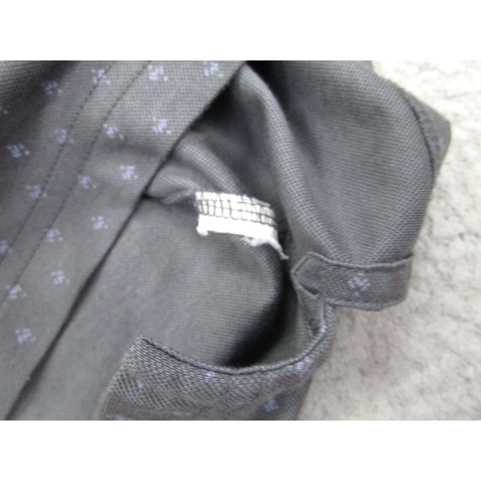 TravisMathew Travis Mathew Polo Shirt Mens M Gray Polka Dot Knit Performance Preppy Golf Shirt Mens M Gray Polka Dot Knit Performance Preppy Golf Size US M / EU 48-50 / 2 - 5 Thumbnail