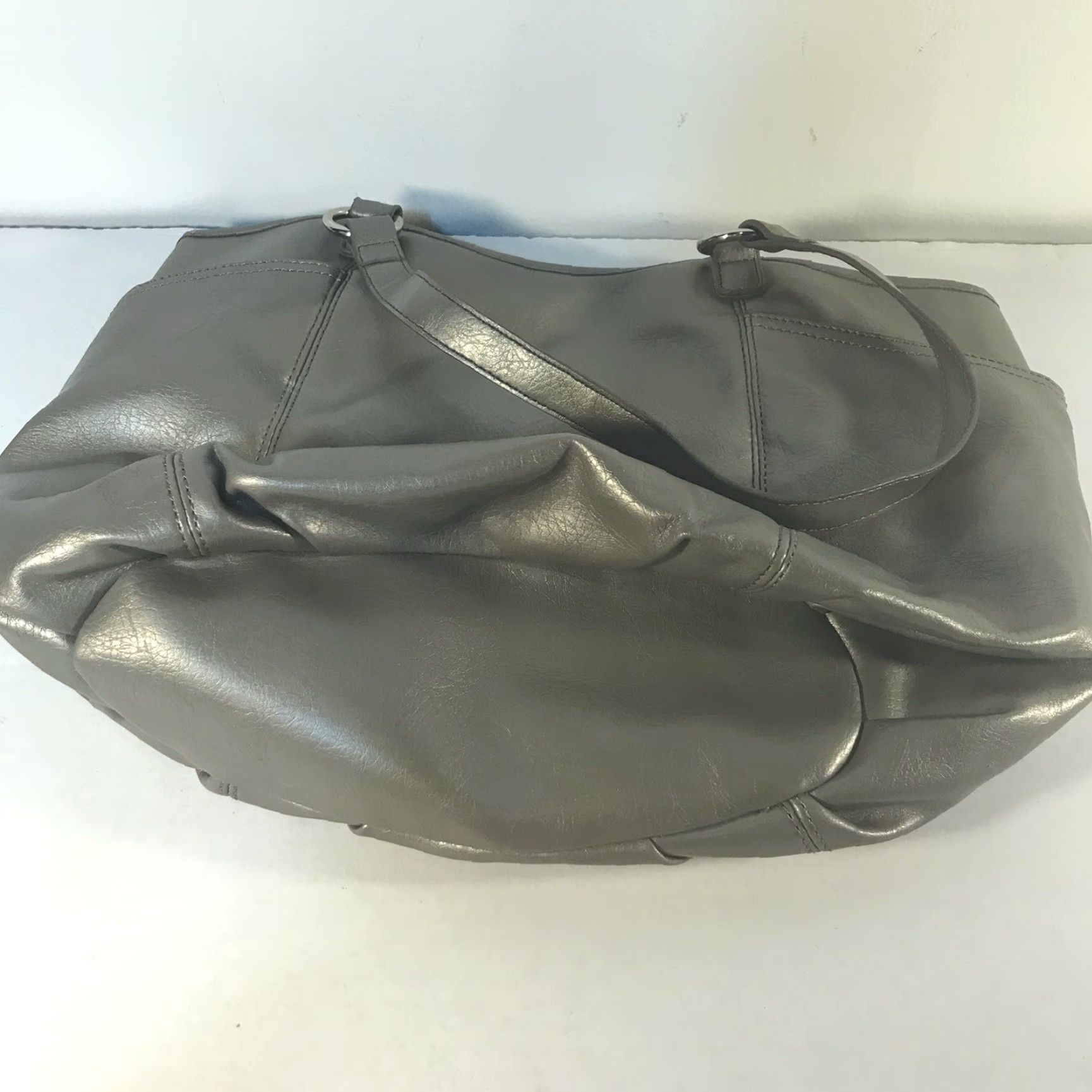 Nine West VINTAGE Nine West Shoulder Bag Pewter Faux Leather Double Handles Large 11x16x10 Ivory Lining Inner Pockets Mock Snap Closure Womens Size ONE SIZE - 4 Thumbnail