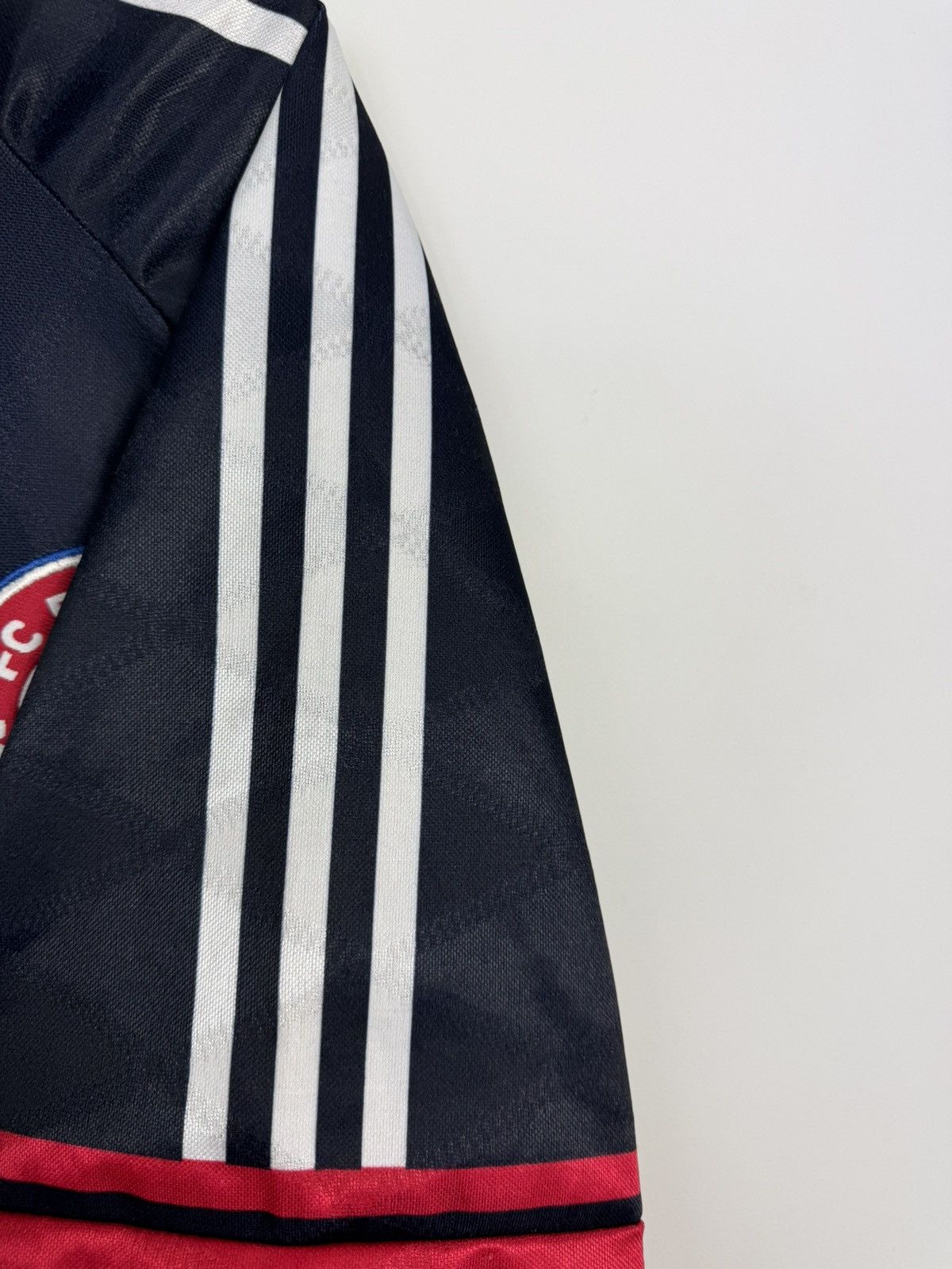 Adidas Adidas FC Bayern Munich 1997/1999 Soccer Jersey Vintage Size US XL / EU 56 / 4 - 8 Thumbnail