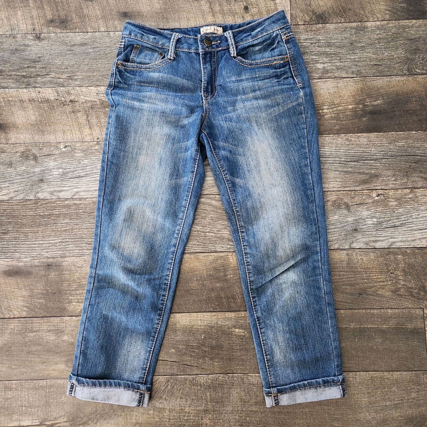 Vintage Earl Jeans Womens Jeans Size 2 Embroidered Embellished Stretch Flip Pocket Denim Blue Straight Mom Jeans Womens Size 2 Size 26" / US 2 / IT 38 - 3 Thumbnail