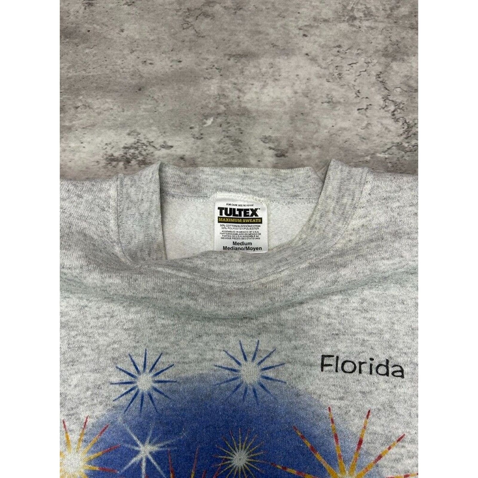 Vintage Vintage 2000 Disney Mickey Mouse Sweatshirt Size Medium Gray Size US M / EU 48-50 / 2 - 3 Thumbnail
